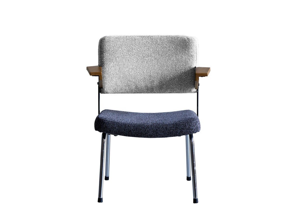 【ボンド/bond / GOODS】のKICKS Lounge Chair / キックス ラウンジチェア インテリア・キッズ・メンズ・レディースファッション・服の通販 founy(ファニー) 　送料無料　Free Shipping　ウッド　Wooden Design　コンパクト　Compact, Small Size　フィット　Fit, Slim Fit　フォルム　Silhouette, Form　フレーム　Frame, Outline　ホーム・キャンプ・アウトドア・お取り寄せ　Home Living / Home & Lifestyle / Camping Gear / Outdoor Camping　家具・インテリア　Home Furniture & Interior. Stylish & Functional Living Spaces　チェア・椅子　Seating & Chairs　ラウンジチェア・リクライナー　Lounge Chairs / Recliners　張地:背 ライトグレー × 座面 チャコール|ID: prp329100004882044 ipo3291000000036440104