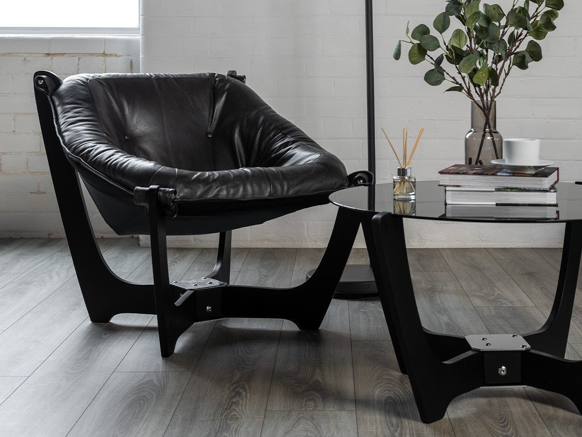 【ギャラクシー/galaxy / GOODS】のLuna Low Back / ルナ ローバック(レザー) インテリア・キッズ・メンズ・レディースファッション・服の通販 founy(ファニー) 　軽量　Lightweight, Ultra Light　シンプル　Simple, Minimal　フィット　Fit, Slim Fit　フレーム　Frame, Outline　モダン　Modern, Contemporary　リラックス　Relax, Relaxed Fit　ホーム・キャンプ・アウトドア・お取り寄せ　Home Living / Home & Lifestyle / Camping Gear / Outdoor Camping　家具・インテリア　Home Furniture & Interior. Stylish & Functional Living Spaces　チェア・椅子　Seating & Chairs　ラウンジチェア・リクライナー　Lounge Chairs / Recliners　ホーム・キャンプ・アウトドア・お取り寄せ　Home Living / Home & Lifestyle / Camping Gear / Outdoor Camping　家具・インテリア　Home Furniture & Interior. Stylish & Functional Living Spaces　チェア・椅子　Seating & Chairs　リクライニングチェア・くつろぎチェア　Recliner Chair　|ID: prp329100004882264 ipo3291000000036442003