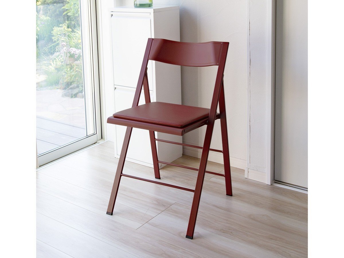 【アーメット/Arrmet / GOODS】のPocket Color / ポケット カラー 折りたたみチェア クッション付 インテリア・キッズ・メンズ・レディースファッション・服の通販 founy(ファニー) 送料無料 Free Shipping おすすめ Recommended / Our Picks クッション Cushion, Throw Pillow スリム Slim, Slim Fit フィット Fit, Slim Fit ポケット Pocket, Pocket Detail モダン Modern, Contemporary ホーム・キャンプ・アウトドア・お取り寄せ Home Living / Home & Lifestyle / Camping Gear / Outdoor Camping 家具・インテリア Home Furniture & Interior. Stylish & Functional Living Spaces チェア・椅子 Seating & Chairs 折りたたみ椅子・アウトドアチェア Folding Chairs & Patio Seats ラスト|ID: prp329100004882281 ipo3291000000036442181