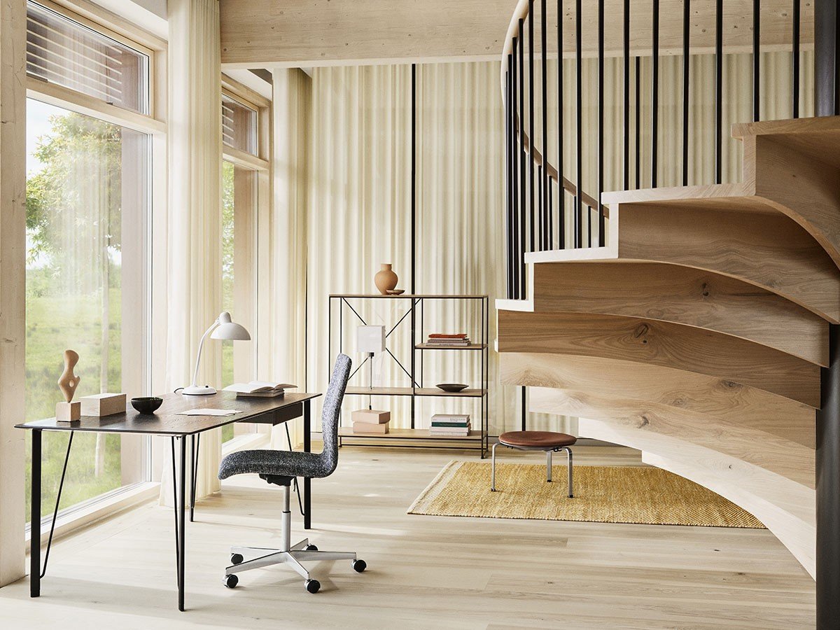 【フリッツ ハンセン/FRITZ HANSEN / GOODS】のFH3605 DESK / FH3605 デスク 3605 インテリア・キッズ・メンズ・レディースファッション・服の通販 founy(ファニー) エレガント 上品 Elegant コンパクト Compact, Small Size シンプル Simple, Minimal デスク Desk, Work Desk フォルム Silhouette, Form モダン Modern, Contemporary ホーム・キャンプ・アウトドア・お取り寄せ Home Living / Home & Lifestyle / Camping Gear / Outdoor Camping 家具・インテリア Home Furniture & Interior. Stylish & Functional Living Spaces その他 インテリア雑貨、家具 Home Decor & Furniture Extras 参考イメージ|ID: prp329100004882403 ipo3291000000036443292