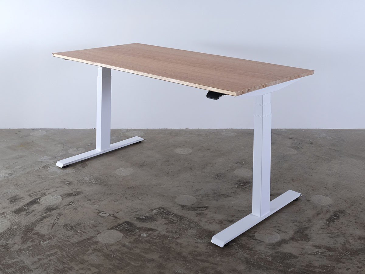 【ボーダレス/BORDERLESS / GOODS】のFeEL / フィール 電動昇降デスク(ラワン天板) インテリア・キッズ・メンズ・レディースファッション・服の通販 founy(ファニー) シンプル Simple, Minimal テーブル Table, Dining Table デスク Desk, Work Desk バランス Balance, Style Balance 送料無料 Free Shipping ビジネス 仕事 通勤 Business / Work / Commuting ホーム・キャンプ・アウトドア・お取り寄せ Home Living / Home & Lifestyle / Camping Gear / Outdoor Camping 家具・インテリア Home Furniture & Interior. Stylish & Functional Living Spaces その他 インテリア雑貨、家具 Home Decor & Furniture Extras 脚部ホワイト、サイズ:幅140cm|ID: prp329100004882450 ipo3291000000036443844