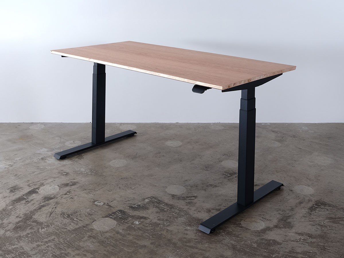 【ボーダレス/BORDERLESS / GOODS】のFeEL / フィール 電動昇降デスク(ラワン天板) インテリア・キッズ・メンズ・レディースファッション・服の通販 founy(ファニー) シンプル Simple, Minimal テーブル Table, Dining Table デスク Desk, Work Desk バランス Balance, Style Balance 送料無料 Free Shipping ビジネス 仕事 通勤 Business / Work / Commuting ホーム・キャンプ・アウトドア・お取り寄せ Home Living / Home & Lifestyle / Camping Gear / Outdoor Camping 家具・インテリア Home Furniture & Interior. Stylish & Functional Living Spaces その他 インテリア雑貨、家具 Home Decor & Furniture Extras 脚部ブラック、サイズ:幅140cm|ID: prp329100004882450 ipo3291000000036443846