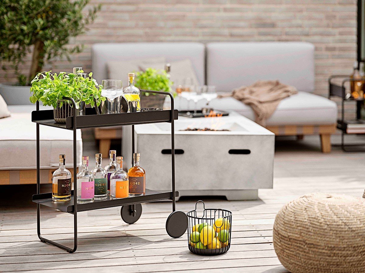 【ゾーン デンマーク/ZONE DENMARK / GOODS】のA-COLLECTION Cocktaill Trolley / A-コレクション カクテルトロリー インテリア・キッズ・メンズ・レディースファッション・服の通販 founy(ファニー) 　送料無料　Free Shipping　コレクション　Collection, Seasonal Line　シンプル　Simple, Minimal　スリム　Slim, Slim Fit　テーブル　Table, Dining Table　フォルム　Silhouette, Form　フレーム　Frame, Outline　モダン　Modern, Contemporary　ホーム・キャンプ・アウトドア・お取り寄せ　Home Living / Home & Lifestyle / Camping Gear / Outdoor Camping　キッチン・ダイニング　Kitchen & Dining Essentials. Stylish & Functional Tableware　キッチン収納　Kitchen Storage　キッチン収納・食器棚・レンジ台　Kitchen Cabinet　棚板は、上下を入れ替えて設置することもできます。|ID: prp329100004882683 ipo3291000000036446166