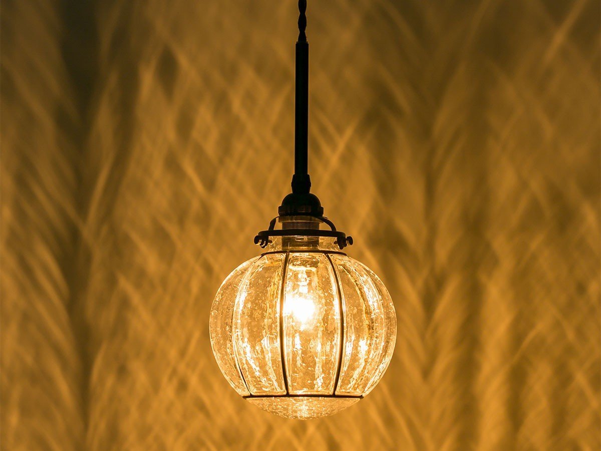 【フライミー ブラン/FLYMEe Blanc / GOODS】のPendant Light / ペンダントライト #121208 インテリア・キッズ・メンズ・レディースファッション・服の通販 founy(ファニー) 　送料無料　Free Shipping　ガラス　Glass, Glassware　コンパクト　Compact, Small Size　フォルム　Silhouette, Form　ホーム・キャンプ・アウトドア・お取り寄せ　Home Living / Home & Lifestyle / Camping Gear / Outdoor Camping　家具・インテリア　Home Furniture & Interior. Stylish & Functional Living Spaces　ライト・照明　Lamps & Lighting Fixtures　ペンダントライト・吊り下げ照明　Pendant Light / Hanging Light Fixture　真鍮黒染|ID: prp329100004882905 ipo3291000000036448381