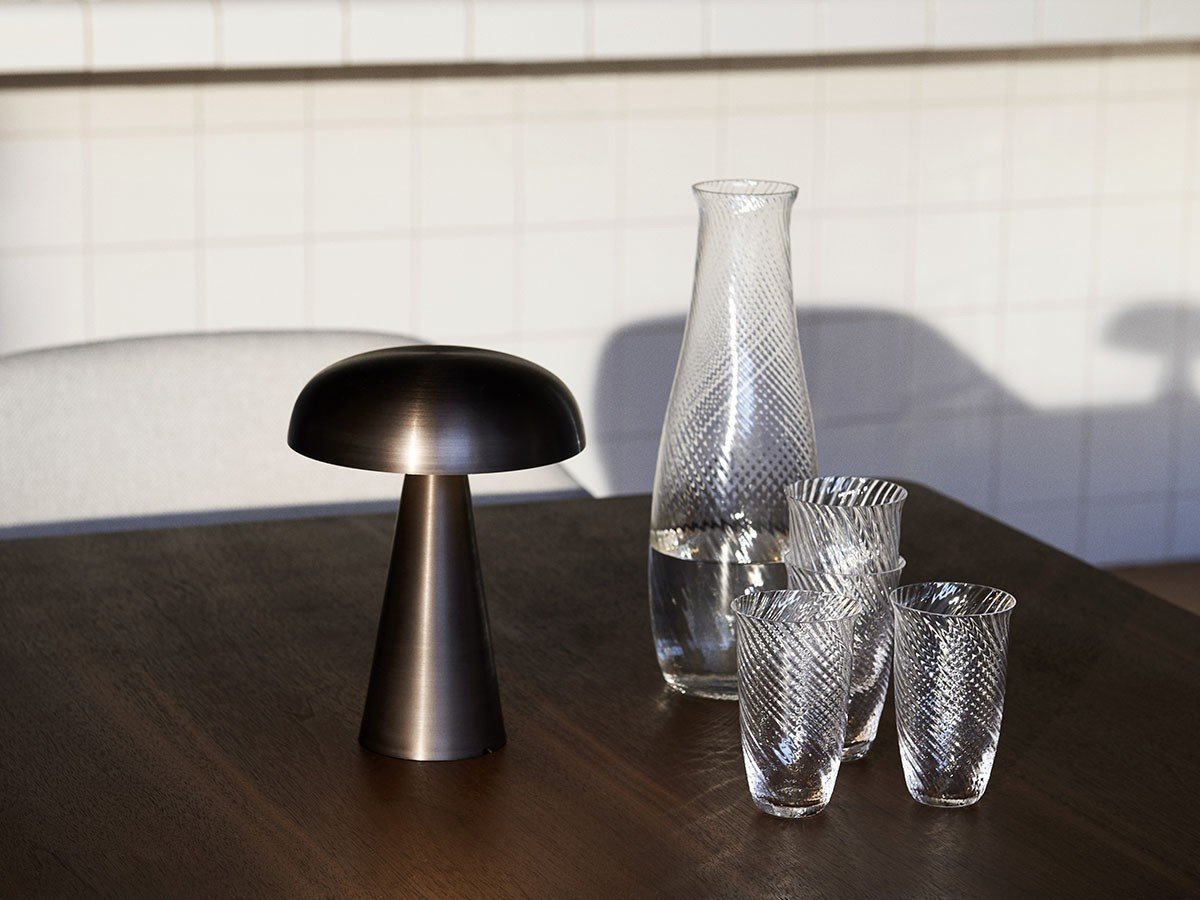 【アンドトラディション/&Tradition / GOODS】のComo Portable SC53 / コモ ポータブル SC53 インテリア・キッズ・メンズ・レディースファッション・服の通販 founy(ファニー) 送料無料 Free Shipping スリム Slim, Slim Fit テーブル Table, Dining Table ホーム・キャンプ・アウトドア・お取り寄せ Home Living / Home & Lifestyle / Camping Gear / Outdoor Camping 家具・インテリア Home Furniture & Interior. Stylish & Functional Living Spaces ライト・照明 Lamps & Lighting Fixtures ブロンズ|ID: prp329100004882910 ipo3291000000036448423