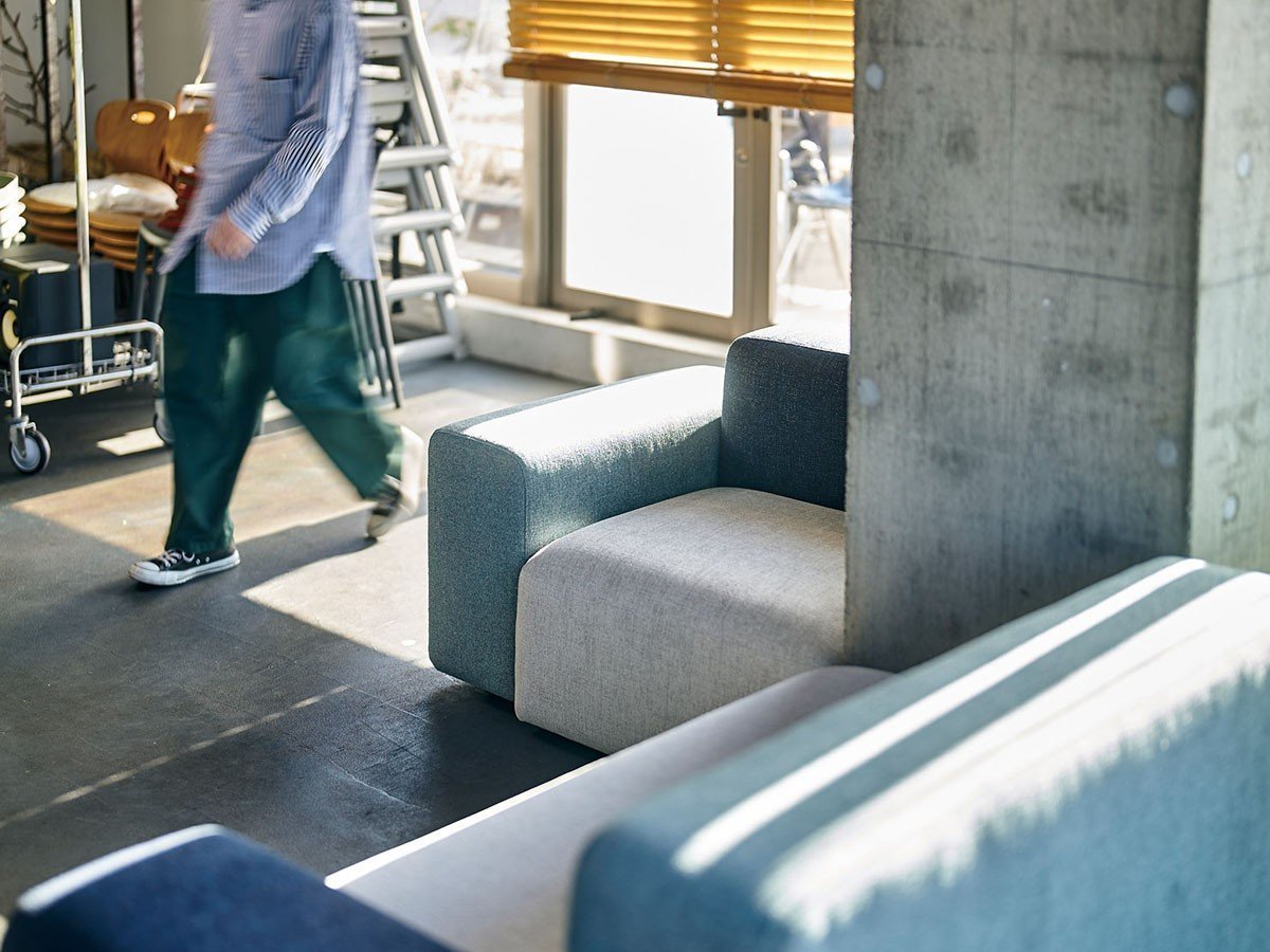 【コロン/COLON / GOODS】のCOLON sofa 2seater right arm / コロンソファ 2人掛け 右アーム インテリア・キッズ・メンズ・レディースファッション・服の通販 founy(ファニー) イエロー Yellow クッション Cushion, Throw Pillow スタンダード Standard, Basic ストーン Stone, Gem-Like パターン Pattern, Design Print フィット Fit, Slim Fit リラックス Relax, Relaxed Fit リーフ Leaf, Botanical Leaf ホーム・キャンプ・アウトドア・お取り寄せ Home Living / Home & Lifestyle / Camping Gear / Outdoor Camping 家具・インテリア Home Furniture & Interior. Stylish & Functional Living Spaces ソファー Couches & Sofas 参考イメージ|ID: prp329100004883455 ipo3291000000036453862