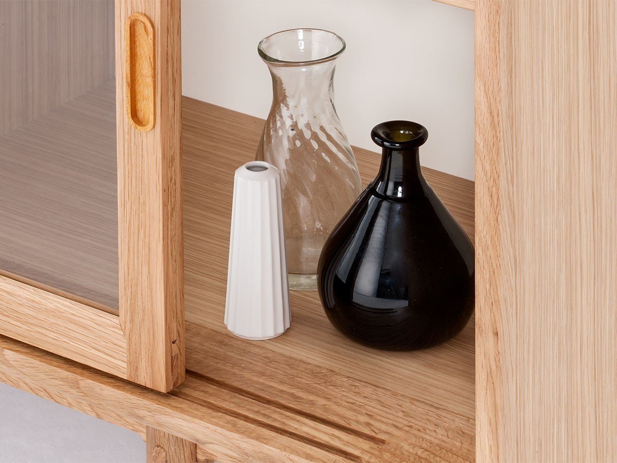 【ベンカ/BENCA / GOODS】のCLEMATIS Side board 1200 / クレマチス サイドボード 1200 板戸タイプ インテリア・キッズ・メンズ・レディースファッション・服の通販 founy(ファニー) 　シンプル　Simple, Minimal　皿　Plate, Dish　ワンポイント　One Point, Statement Accent　ホーム・キャンプ・アウトドア・お取り寄せ　Home Living / Home & Lifestyle / Camping Gear / Outdoor Camping　家具・インテリア　Home Furniture & Interior. Stylish & Functional Living Spaces　収納家具・キャビネット　Storage Furniture　サイドボード・リビング収納　Cabinet / Storage Cabinet　参考イメージ|ID: prp329100004883549 ipo3291000000036454611