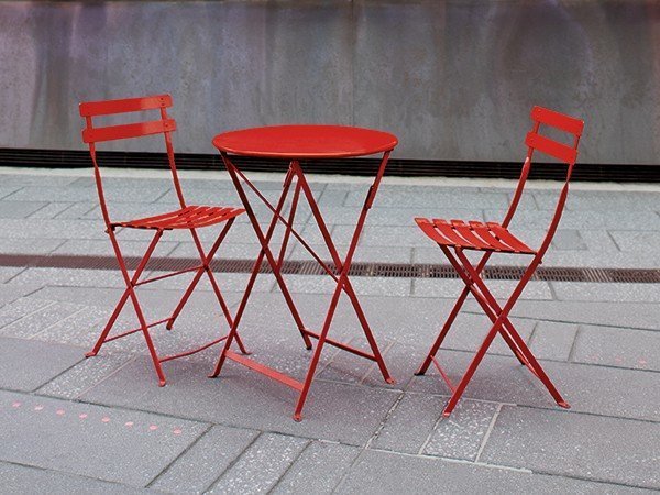 【フェルモブ/Fermob / GOODS】のBISTRO METAL CHAIR / ビストロ メタルチェアー インテリア・キッズ・メンズ・レディースファッション・服の通販 founy(ファニー) 　送料無料　Free Shipping　コンパクト　Compact, Small Size　コーティング　Coating, Coated Finish　シンプル　Simple, Minimal　トレンド　Trend, Trending Now　パウダー　Powder, Soft Tone　軽量　Lightweight, Ultra Light　ホーム・キャンプ・アウトドア・お取り寄せ　Home Living / Home & Lifestyle / Camping Gear / Outdoor Camping　家具・インテリア　Home Furniture & Interior. Stylish & Functional Living Spaces　チェア・椅子　Seating & Chairs　折りたたみ椅子・アウトドアチェア　Folding Chairs & Patio Seats　レッド(掲載外) 写真クレジット:TOM WATSON|ID: prp329100004885258 ipo3291000000036469161