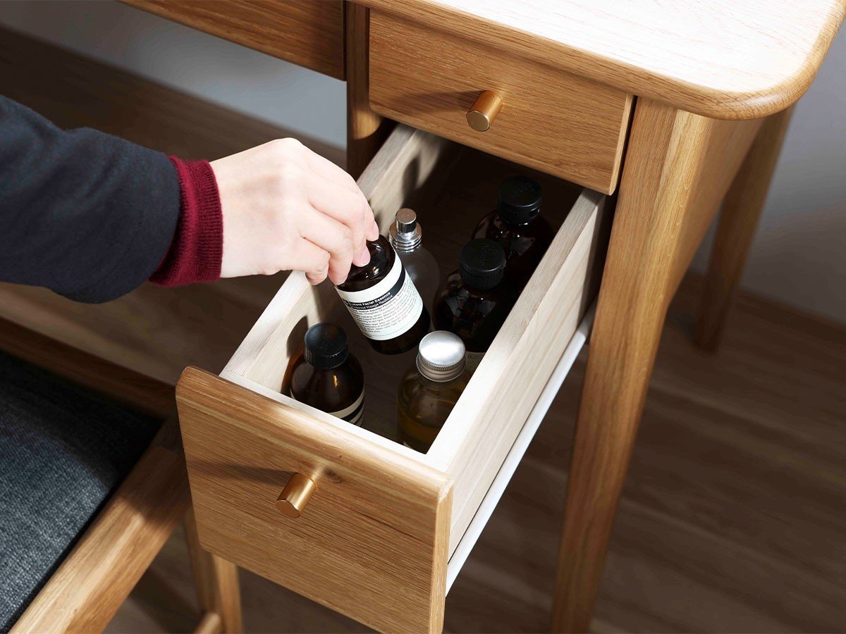 【インルーム/InRoom / GOODS】のLIETO DRESSER / リエート ドレッサー 幅90cm インテリア・キッズ・メンズ・レディースファッション・服の通販 founy(ファニー) 　送料無料　Free Shipping　コンパクト　Compact, Small Size　デスク　Desk, Work Desk　エレガント 上品　Elegant　ホーム・キャンプ・アウトドア・お取り寄せ　Home Living / Home & Lifestyle / Camping Gear / Outdoor Camping　家具・インテリア　Home Furniture & Interior. Stylish & Functional Living Spaces　ミラー・ドレッサー　Mirrors & Dressers　壁掛けミラー・全身鏡・スタンドミラー　Wall Mirror　ホーム・キャンプ・アウトドア・お取り寄せ　Home Living / Home & Lifestyle / Camping Gear / Outdoor Camping　家具・インテリア　Home Furniture & Interior. Stylish & Functional Living Spaces　ミラー・ドレッサー　Mirrors & Dressers　ドレッサー・ミラー付き化粧台　Vanity Table for Bedroom　参考イメージ|ID: prp329100004885335 ipo3291000000036469931