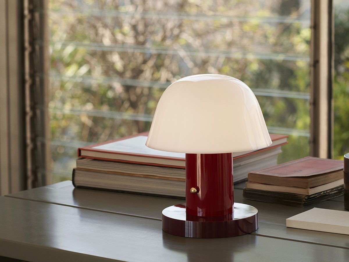 【アンドトラディション/&Tradition / GOODS】のSetago Portable JH27 / セタゴ ポータブル JH27 インテリア・キッズ・メンズ・レディースファッション・服の通販 founy(ファニー) 　送料無料　Free Shipping　スタイリッシュ　Stylish, Fashionable　テーブル　Table, Dining Table　ホーム・キャンプ・アウトドア・お取り寄せ　Home Living / Home & Lifestyle / Camping Gear / Outdoor Camping　家具・インテリア　Home Furniture & Interior. Stylish & Functional Living Spaces　ライト・照明　Lamps & Lighting Fixtures　マルーン & グレープ|ID: prp329100004885485 ipo3291000000036471496