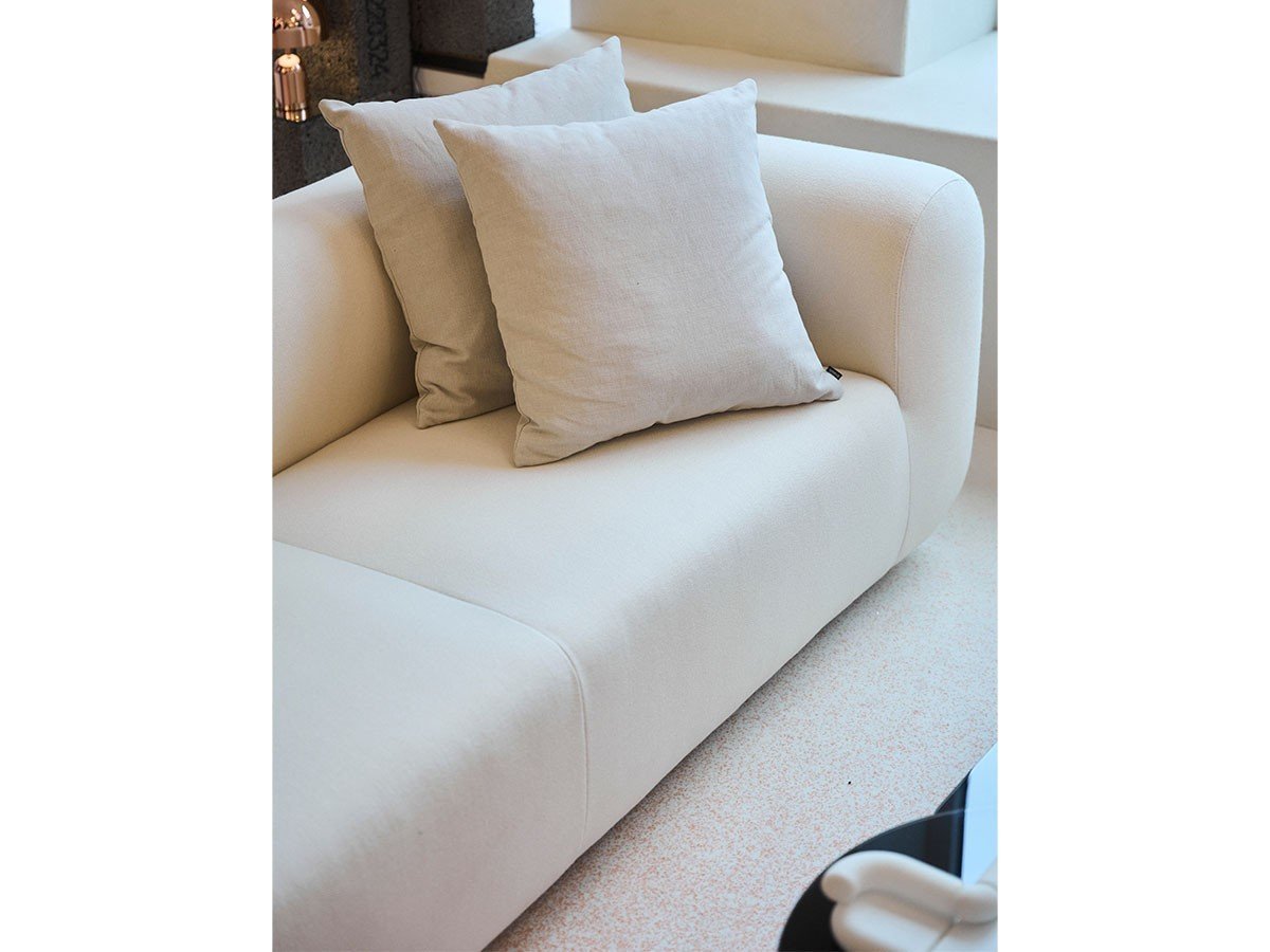 【トム ディクソン/Tom Dixon / GOODS】のPlump Lounge Backrest / プランプ ラウンジ バックレスト インテリア・キッズ・メンズ・レディースファッション・服の通販 founy(ファニー) 　クラシック　Classic, Timeless Style　フォルム　Silhouette, Form　フォーム　Form　モダン　Modern, Contemporary　ホーム・キャンプ・アウトドア・お取り寄せ　Home Living / Home & Lifestyle / Camping Gear / Outdoor Camping　家具・インテリア　Home Furniture & Interior. Stylish & Functional Living Spaces　その他 インテリア雑貨、家具　Home Decor & Furniture Extras　シリーズ参考イメージ|ID: prp329100004885860 ipo3291000000036474947