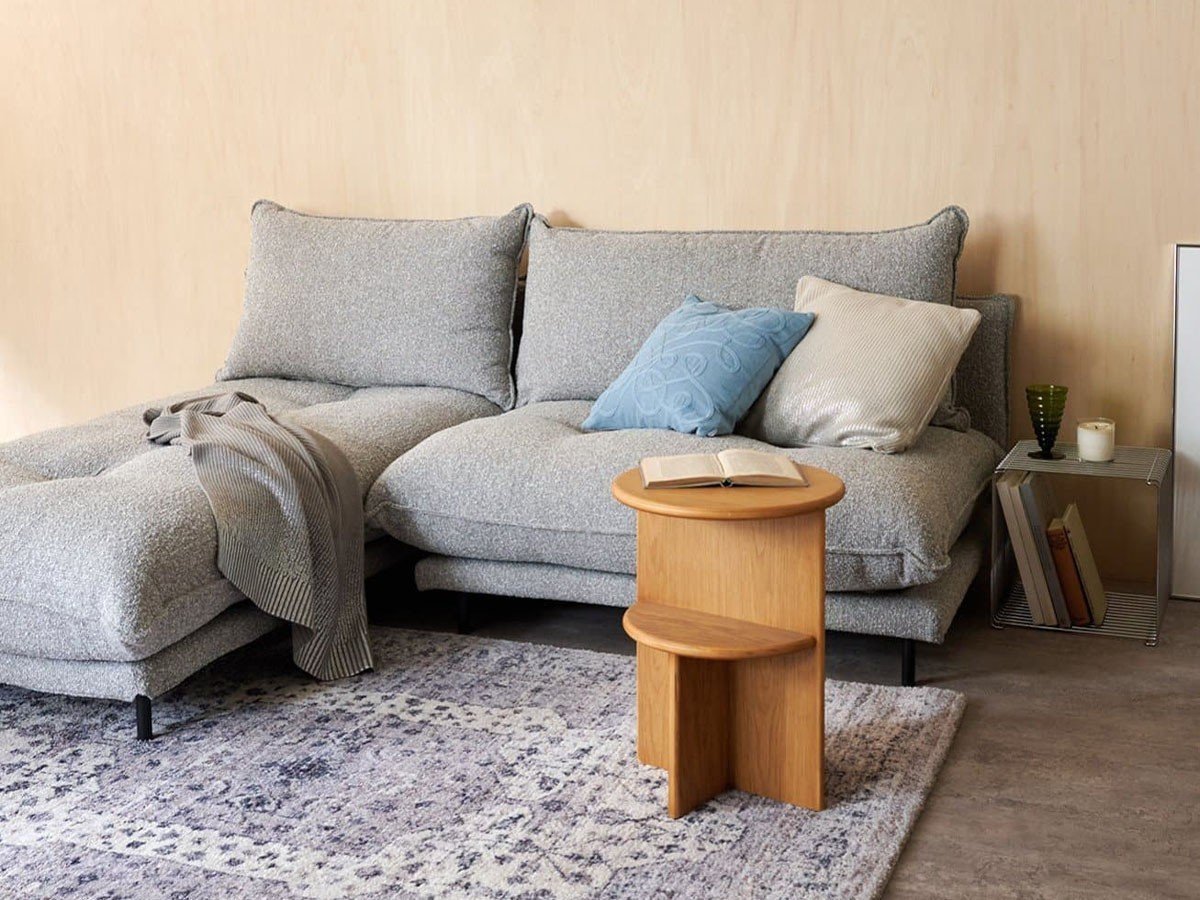 【ジャーナルスタンダード ファニチャー/journal standard Furniture / GOODS】のPORTO COUCH SOFA Low / ポルト カウチソファ ロー(ブークレ) インテリア・キッズ・メンズ・レディースファッション・服の通販 founy(ファニー) 　クッション　Cushion, Throw Pillow　テーブル　Table, Dining Table　フラット　Flat, Flat Shoes　ホーム・キャンプ・アウトドア・お取り寄せ　Home Living / Home & Lifestyle / Camping Gear / Outdoor Camping　家具・インテリア　Home Furniture & Interior. Stylish & Functional Living Spaces　ソファー　Couches & Sofas　カウチソファ・シェーズロング　Chaise Lounge Sofas　左:本商品、右:同シリーズの「ソファ 幅120cm」|ID: prp329100004886035 ipo3291000000036477405