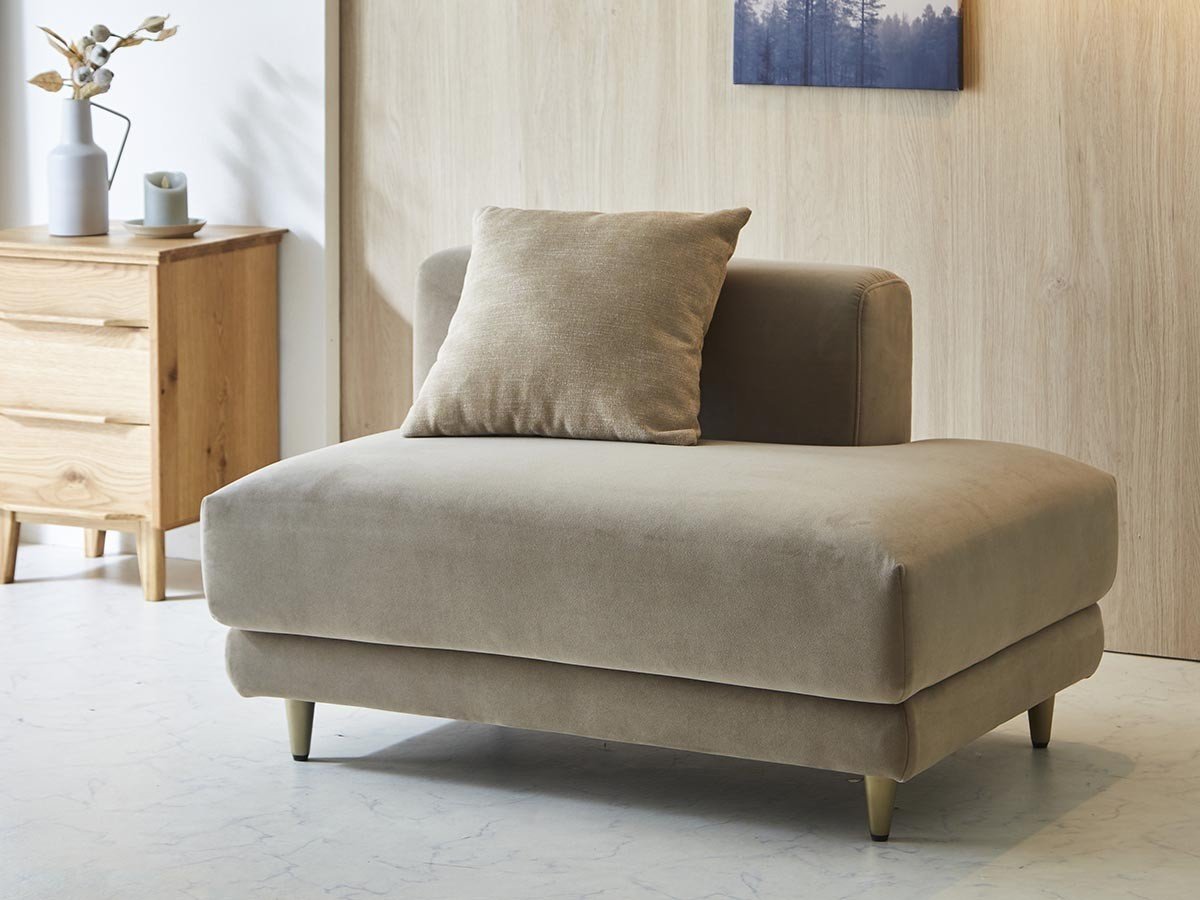【インルーム/InRoom / GOODS】のGISELA SOFA 1.5P / ジセラ ソファ 1.5P インテリア・キッズ・メンズ・レディースファッション・服の通販 founy(ファニー) 　送料無料　Free Shipping　コンパクト　Compact, Small Size　シンプル　Simple, Minimal　フレーム　Frame, Outline　ベルベット　Velvet, Velvety　モダン　Modern, Contemporary　エレガント 上品　Elegant　ホーム・キャンプ・アウトドア・お取り寄せ　Home Living / Home & Lifestyle / Camping Gear / Outdoor Camping　家具・インテリア　Home Furniture & Interior. Stylish & Functional Living Spaces　ソファー　Couches & Sofas　背の位置:座って右側|ID: prp329100004886102 ipo3291000000036478447