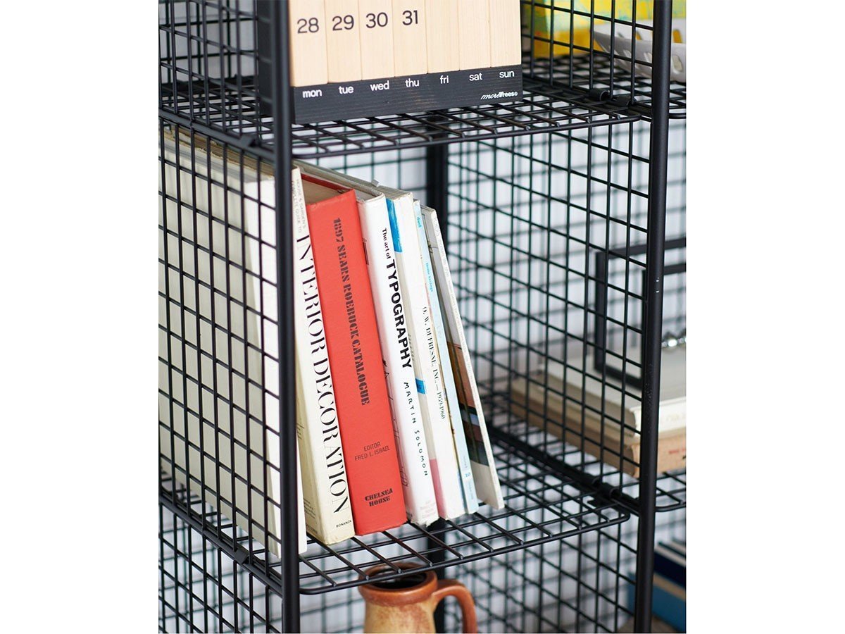 【ジャーナルスタンダード ファニチャー/journal standard Furniture / GOODS】のPAXTON MESH RACK 6 GRID WIDE / パクストン メッシュラック 6グリッド ワイド インテリア・キッズ・メンズ・レディースファッション・服の通販 founy(ファニー) 　ジャケット　Jacket, Outerwear　ボックス　Boxy, Box Shape　メッシュ　Mesh, Net Fabric　モダン　Modern, Contemporary　ワイド　Wide, Wide Fit　ヴィンテージ　Vintage Style　ホーム・キャンプ・アウトドア・お取り寄せ　Home Living / Home & Lifestyle / Camping Gear / Outdoor Camping　家具・インテリア　Home Furniture & Interior. Stylish & Functional Living Spaces　収納家具・キャビネット　Storage Furniture　シェルフ・オープンラック・収納棚　Open Shelf Rack　シリーズイメージ|ID: prp329100004886149 ipo3291000000036479084