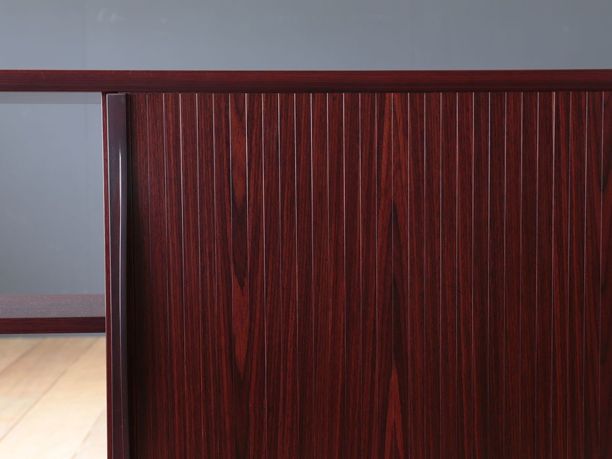 【アキ プラス/AKI+ / GOODS】のJYABARA Flat Wide / ジャバラ フラットワイド インテリア・キッズ・メンズ・レディースファッション・服の通販 founy(ファニー) 　ウッド　Wooden Design　ガラス　Glass, Glassware　コレクション　Collection, Seasonal Line　フラット　Flat, Flat Shoes　ローズ　Rose, Rose Motif　ワイド　Wide, Wide Fit　エレガント 上品　Elegant　ホーム・キャンプ・アウトドア・お取り寄せ　Home Living / Home & Lifestyle / Camping Gear / Outdoor Camping　家具・インテリア　Home Furniture & Interior. Stylish & Functional Living Spaces　収納家具・キャビネット　Storage Furniture　収納キャビネット・扉付き棚　Cabinet / Storage Cabinet　ホーム・キャンプ・アウトドア・お取り寄せ　Home Living / Home & Lifestyle / Camping Gear / Outdoor Camping　家具・インテリア　Home Furniture & Interior. Stylish & Functional Living Spaces　収納家具・キャビネット　Storage Furniture　サイドボード・リビング収納　Cabinet / Storage Cabinet　木目を丁寧に揃え、ジャバラでありながら一枚板のように見える仕上がりです。|ID: prp329100004886322 ipo3291000000036481972