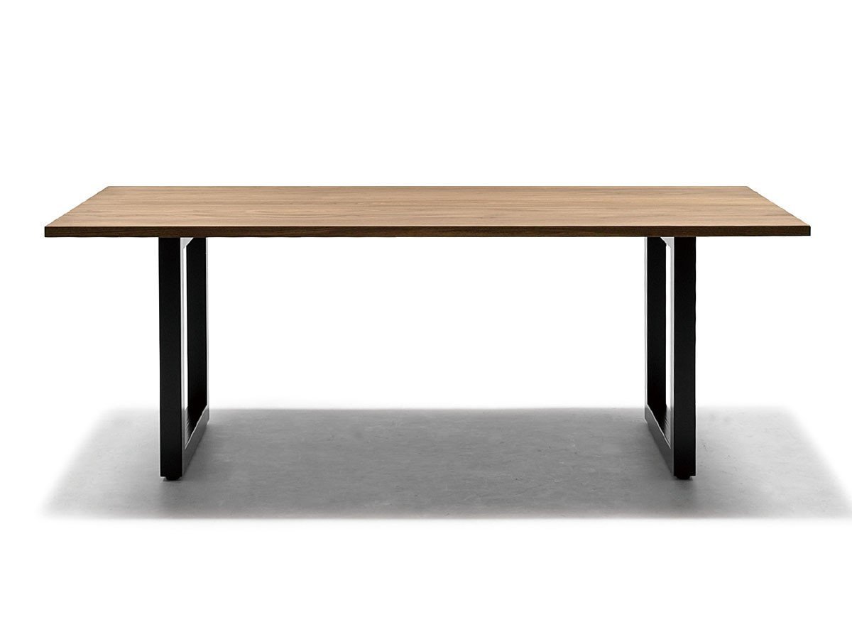 【マスターウォール/MASTERWAL / GOODS】のWILDWOOD THICK 31 DINING TABLE / ワイルドウッド シック31 ダイニングテーブル インテリア・キッズ・メンズ・レディースファッション・服の通販 founy(ファニー) 　シンプル　Simple, Minimal　テーブル　Table, Dining Table　ホーム・キャンプ・アウトドア・お取り寄せ　Home Living / Home & Lifestyle / Camping Gear / Outdoor Camping　家具・インテリア　Home Furniture & Interior. Stylish & Functional Living Spaces　テーブル　Dining, Coffee & Side Tables　ダイニングテーブル・食卓テーブル　Dining Tables　ウッド:ウォールナット、サイズ:幅200cm|ID: prp329100004886534 ipo3291000000036484035