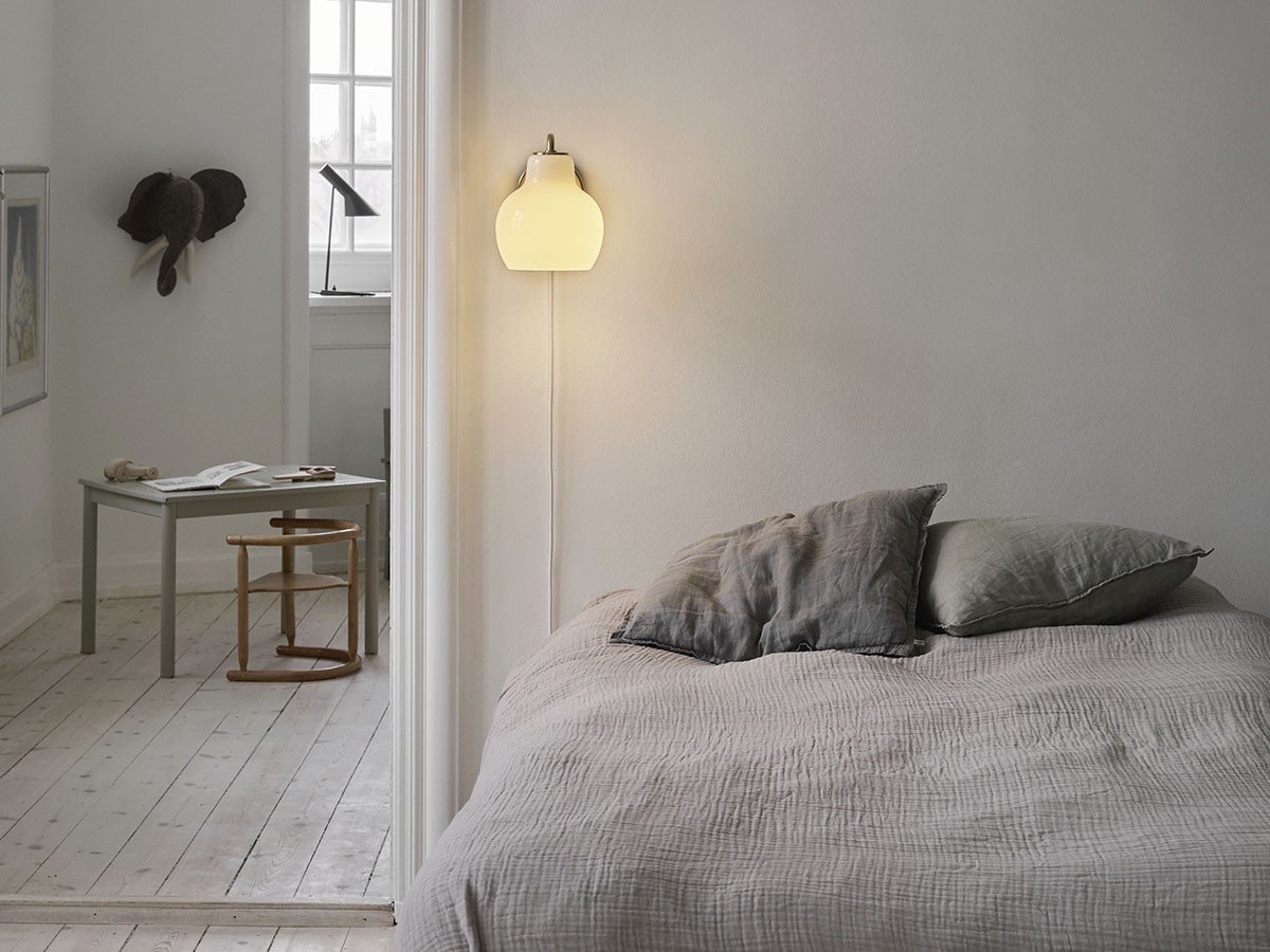 【ルイスポールセン/Louis Poulsen / GOODS】のVL Ring Crown Wall / VL リングクラウン ウォール 1灯 インテリア・キッズ・メンズ・レディースファッション・服の通販 founy(ファニー) 送料無料 Free Shipping オーガニック Organic Cotton ガラス Glass, Glassware クラウン Crown, Royal Motif スタイリッシュ Stylish, Fashionable フォルム Silhouette, Form ホーム・キャンプ・アウトドア・お取り寄せ Home Living / Home & Lifestyle / Camping Gear / Outdoor Camping 家具・インテリア Home Furniture & Interior. Stylish & Functional Living Spaces ライト・照明 Lamps & Lighting Fixtures 参考イメージ|ID: prp329100004889702 ipo3291000000036536613