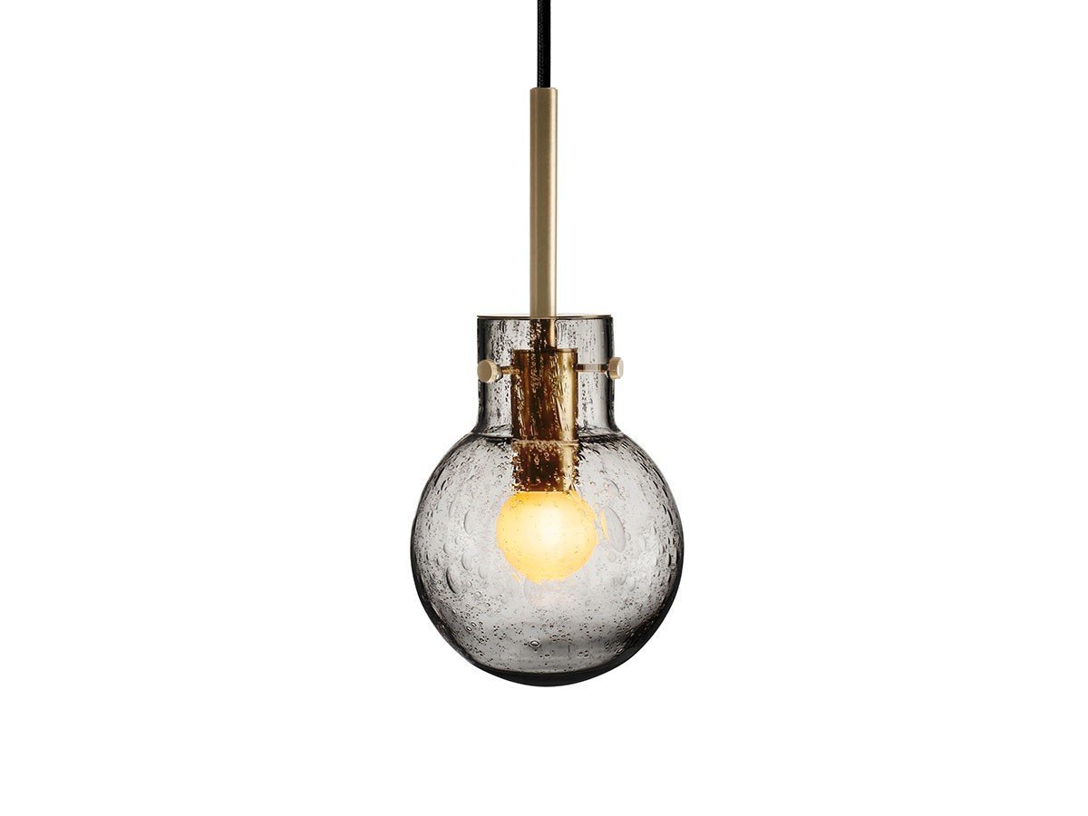 【ハーデラン/Hadeland / GOODS】のCrystal Spheres Soda Φ120 / クリスタル スフィアース ソーダ Φ120 インテリア・キッズ・メンズ・レディースファッション・服の通販 founy(ファニー) 送料無料 Free Shipping ガラス Glass, Glassware クリスタル Crystal, Swarovski ハンド Hand, Handmade パターン Pattern, Design Print フォルム Silhouette, Form ホーム・キャンプ・アウトドア・お取り寄せ Home Living / Home & Lifestyle / Camping Gear / Outdoor Camping 家具・インテリア Home Furniture & Interior. Stylish & Functional Living Spaces ライト・照明 Lamps & Lighting Fixtures ペンダントライト・吊り下げ照明 Pendant Light / Hanging Light Fixture グレー|ID: prp329100004889734 ipo3291000000036536921