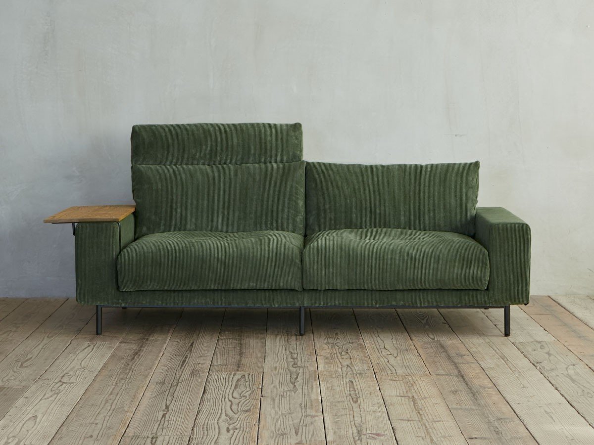 【クラッシュゲート/CRASH GATE / GOODS】のPLUTO SOFA / プルート 3人掛けソファ(コーデュロイ) インテリア・キッズ・メンズ・レディースファッション・服の通販 founy(ファニー) 　コーデュロイ　Corduroy, Cord Fabric　テーブル　Table, Dining Table　フェザー　Feather, Feather Detail　エレガント 上品　Elegant　ホーム・キャンプ・アウトドア・お取り寄せ　Home Living / Home & Lifestyle / Camping Gear / Outdoor Camping　家具・インテリア　Home Furniture & Interior. Stylish & Functional Living Spaces　ソファー　Couches & Sofas　張地:オリーブグリーン、ヘッドレストの付属:1点付、アームテーブルの付属:1点付|ID: prp329100004889821 ipo3291000000036538027