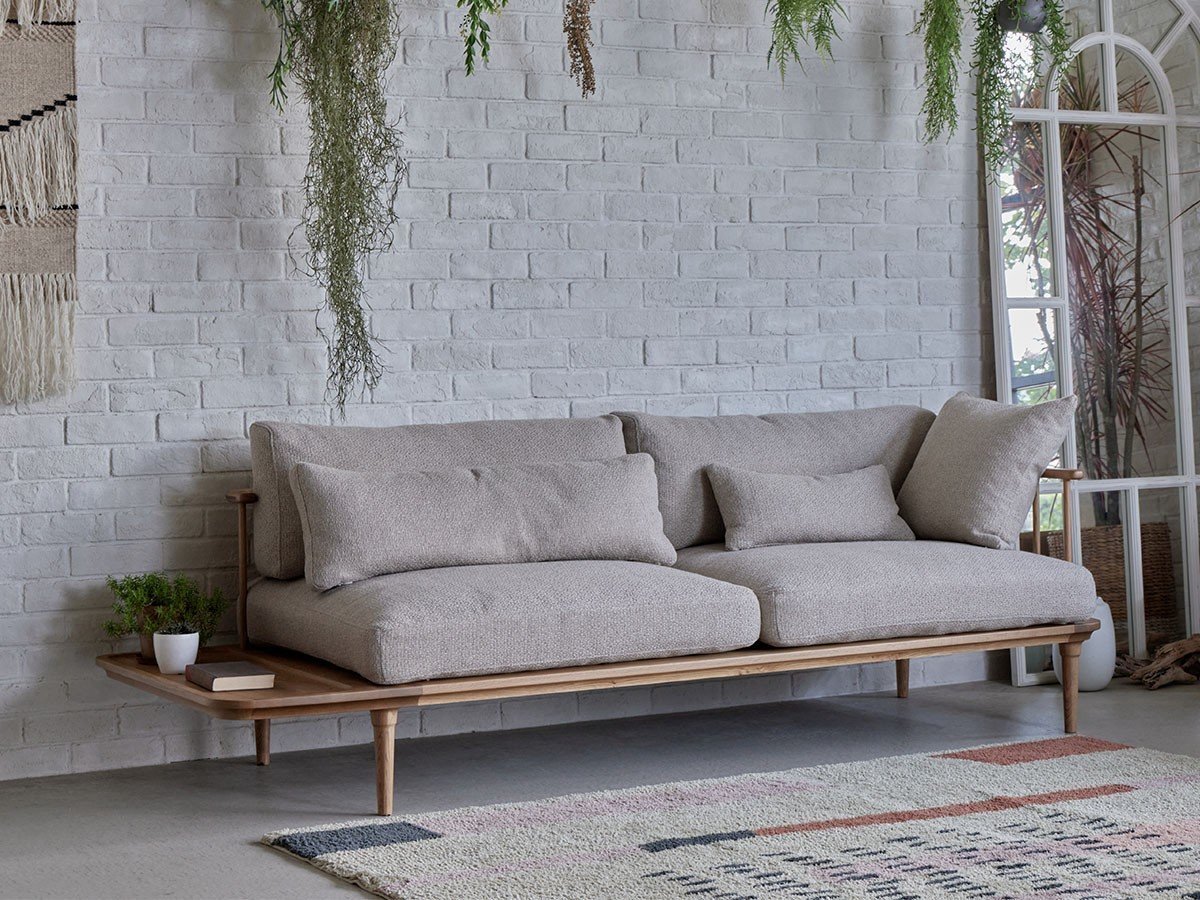 【ノル/NOR / CRASH GATE / GOODS】のHOOVER SOFA / フーバ 3人掛けソファ 両肘 木脚 インテリア・キッズ・メンズ・レディースファッション・服の通販 founy(ファニー) ウッド Wooden Design クッション Cushion, Throw Pillow ファブリック Fabric, Textile フェザー Feather, Feather Detail フラット Flat, Flat Shoes フレーム Frame, Outline リラックス Relax, Relaxed Fit ホーム・キャンプ・アウトドア・お取り寄せ Home Living / Home & Lifestyle / Camping Gear / Outdoor Camping 家具・インテリア Home Furniture & Interior. Stylish & Functional Living Spaces ソファー Couches & Sofas 参考イメージ|ID: prp329100004889824 ipo3291000000036538045