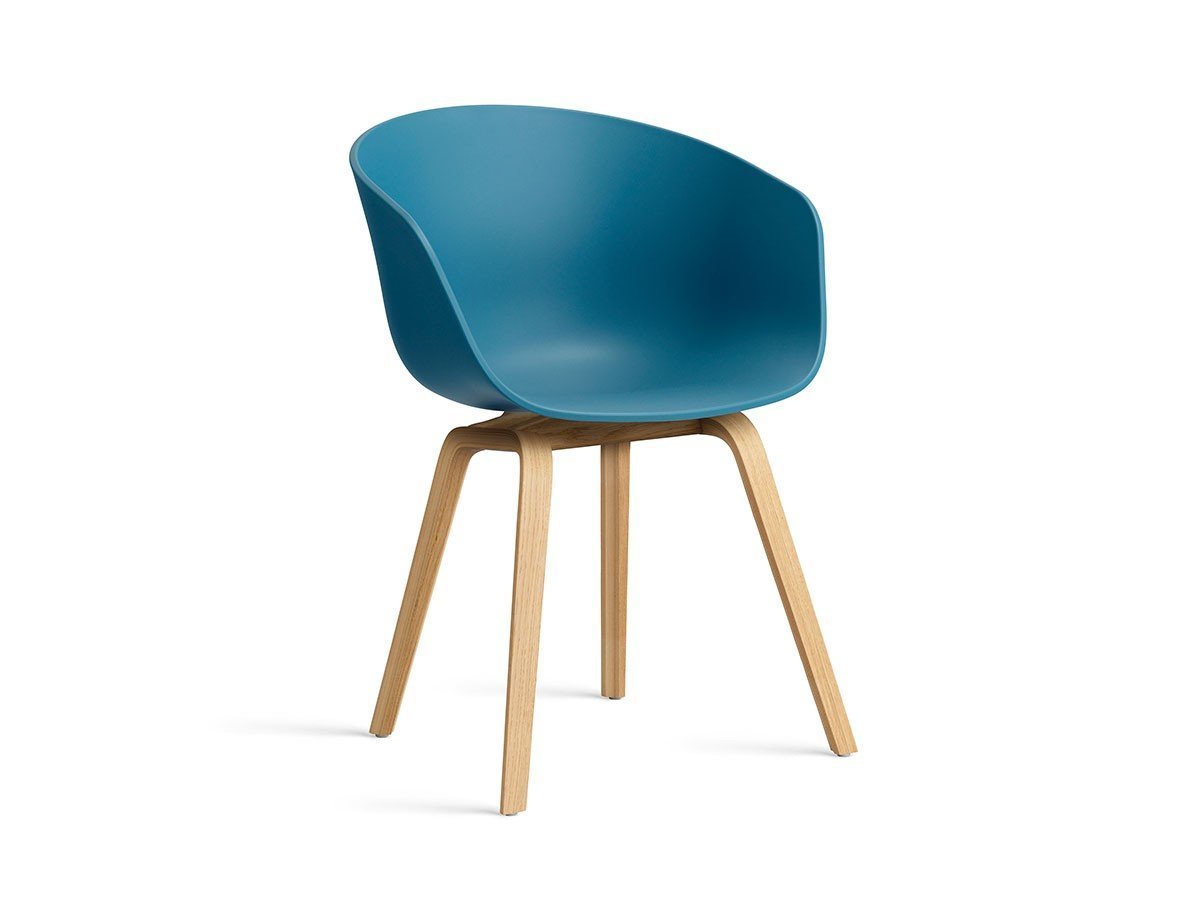 【ヘイ/HAY】のABOUT A CHAIR AAC22 2.0 / アバウト ア チェア AAC22 2.0 インテリア・キッズ・メンズ・レディースファッション・服の通販 founy(ファウニー) 　送料無料　Free Shipping　クラシック　Classic, Timeless Style　ホーム・キャンプ・アウトドア・お取り寄せ　Home Living / Home & Lifestyle / Camping Gear / Outdoor Camping　家具・インテリア　Home Furniture & Interior. Stylish & Functional Living Spaces　チェア・椅子　Seating & Chairs　ダイニングチェア・木製チェア　Dining Chairs　アズールブルー|ID: prp329100004889869 ipo3291000000037067049