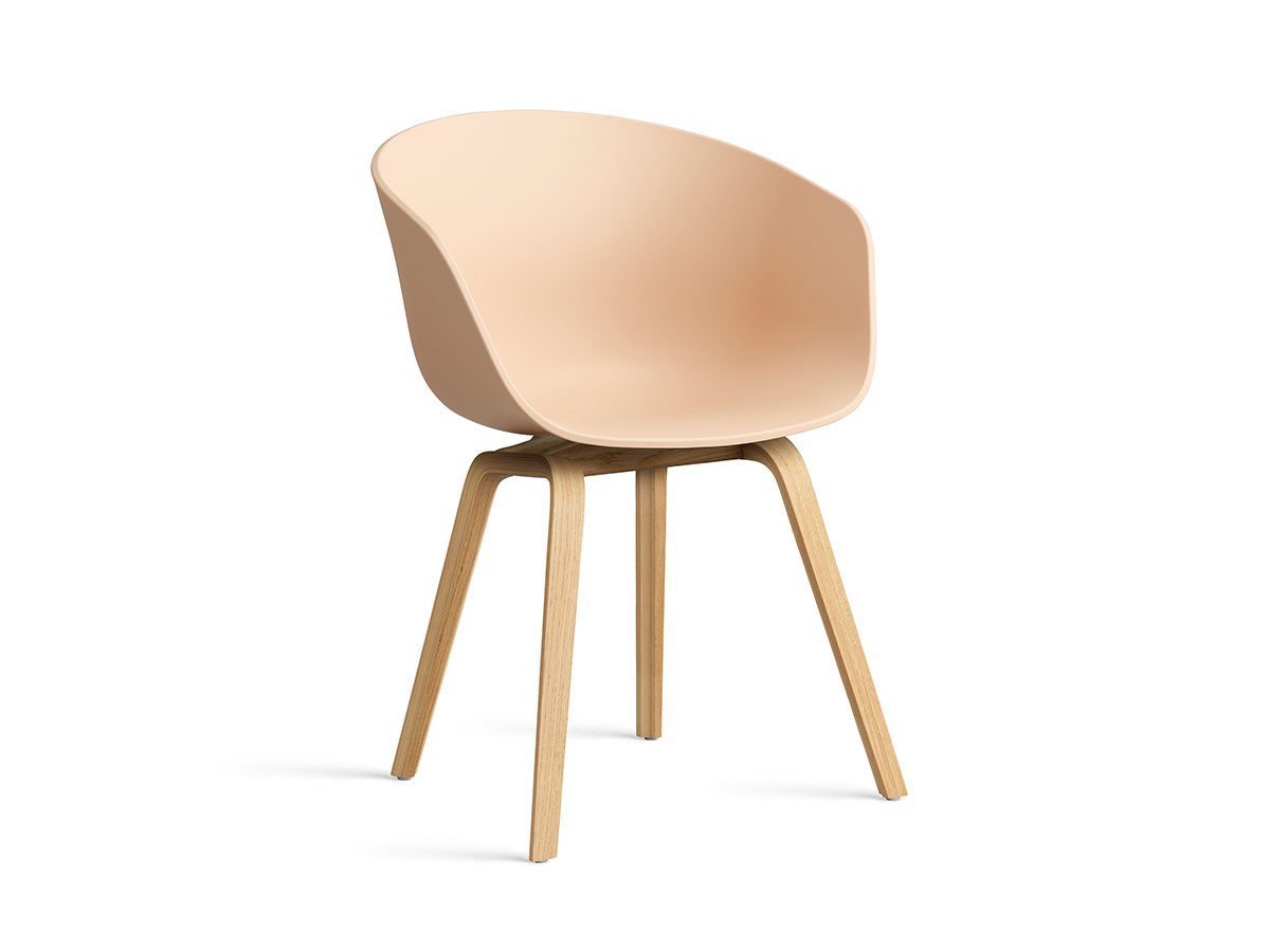 【ヘイ/HAY】のABOUT A CHAIR AAC22 2.0 / アバウト ア チェア AAC22 2.0 インテリア・キッズ・メンズ・レディースファッション・服の通販 founy(ファウニー) 　送料無料　Free Shipping　クラシック　Classic, Timeless Style　ホーム・キャンプ・アウトドア・お取り寄せ　Home Living / Home & Lifestyle / Camping Gear / Outdoor Camping　家具・インテリア　Home Furniture & Interior. Stylish & Functional Living Spaces　チェア・椅子　Seating & Chairs　ダイニングチェア・木製チェア　Dining Chairs　ペールピーチ|ID: prp329100004889869 ipo3291000000037067054