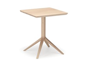 【カリモクニュースタンダード/KARIMOKU NEW STANDARD / GOODS】のSCOUT BISTRO TABLE SQUARE / スカウト ビストロ テーブル スクエア 人気、トレンドファッション・服の通販 founy(ファニー) 送料無料 Free Shipping エレガント 上品 Elegant コンパクト Compact, Small Size シンプル Simple, Minimal スクエア Square, Square Shape テーブル Table, Dining Table ホーム・キャンプ・アウトドア・お取り寄せ Home Living / Home & Lifestyle / Camping Gear / Outdoor Camping 家具・インテリア Home Furniture & Interior. Stylish & Functional Living Spaces テーブル Dining, Coffee & Side Tables カフェテーブル・丸型テーブル Cafe & Bistro Tables |ID:prp329100004890301