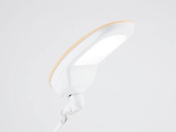 【フライミーワーク/FLYMEe Work / GOODS】のLED DESK LIGHT / LEDデスクライト #31647(昼白色) インテリア・キッズ・メンズ・レディースファッション・服の通販 founy(ファニー) 　コンパクト　Compact, Small Size　デスク　Desk, Work Desk　ホーム・キャンプ・アウトドア・お取り寄せ　Home Living / Home & Lifestyle / Camping Gear / Outdoor Camping　家具・インテリア　Home Furniture & Interior. Stylish & Functional Living Spaces　ライト・照明　Lamps & Lighting Fixtures　デスクライト・卓上照明　Desk Lamp / Table Lamp / Study Light　すっきりとした昼白色タイプ。面で照らす面発光を採用することで、眩しさ、チラつきを抑えた明るい光を実現|ID: prp329100004890352 ipo3291000000036545627