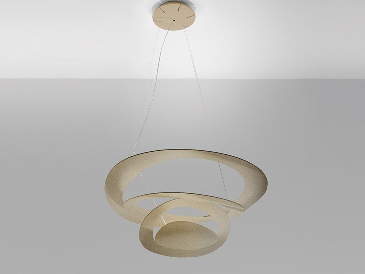 【アルテミデ/Artemide / GOODS】のPIRCE Mini Suspension LED / ピルチェ ミニサスペンション LED インテリア・キッズ・メンズ・レディースファッション・服の通販 founy(ファニー) 　送料無料　Free Shipping　エレガント 上品　Elegant　スリム　Slim, Slim Fit　ホーム・キャンプ・アウトドア・お取り寄せ　Home Living / Home & Lifestyle / Camping Gear / Outdoor Camping　家具・インテリア　Home Furniture & Interior. Stylish & Functional Living Spaces　ライト・照明　Lamps & Lighting Fixtures　ペンダントライト・吊り下げ照明　Pendant Light / Hanging Light Fixture　ゴールド|ID: prp329100004895852 ipo3291000000036602669