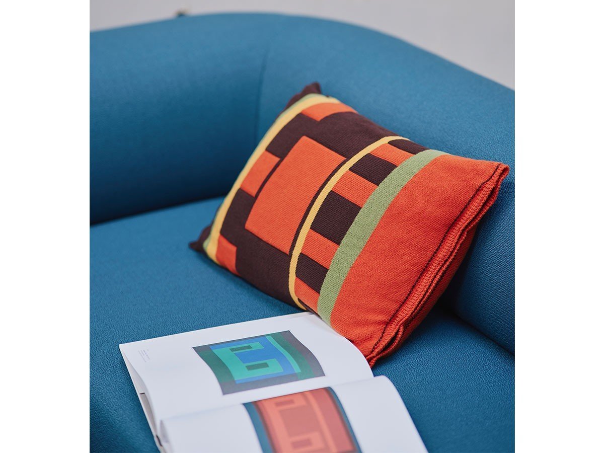 【カリモクニュースタンダード/KARIMOKU NEW STANDARD / GOODS】のELEPHANT SOFA 2-SEATER CORNER / エレファントソファー 2人掛 コーナー インテリア・キッズ・メンズ・レディースファッション・服の通販 founy(ファニー) エレガント 上品 Elegant クッション Cushion, Throw Pillow コンパクト Compact, Small Size シンプル Simple, Minimal フォルム Silhouette, Form フォーム Form フレーム Frame, Outline ホーム・キャンプ・アウトドア・お取り寄せ Home Living / Home & Lifestyle / Camping Gear / Outdoor Camping 家具・インテリア Home Furniture & Interior. Stylish & Functional Living Spaces ソファー Couches & Sofas Photographer:Masaaki Inoue, Bouillon|ID: prp329100004895971 ipo3291000000036604897