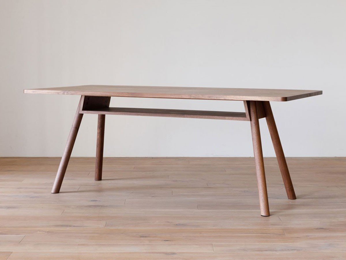 【ヒラシマ/HIRASHIMA / GOODS】のUNICA Dining Table / ウニカ ダイニングテーブル インテリア・キッズ・メンズ・レディースファッション・服の通販 founy(ファニー) シンプル Simple, Minimal テーブル Table, Dining Table 台形 A-Line, Trapezoid Shape ホーム・キャンプ・アウトドア・お取り寄せ Home Living / Home & Lifestyle / Camping Gear / Outdoor Camping 家具・インテリア Home Furniture & Interior. Stylish & Functional Living Spaces テーブル Dining, Coffee & Side Tables ダイニングテーブル・食卓テーブル Dining Tables ウッド:ウォールナット、サイズ:幅182cm|ID: prp329100004896436 ipo3291000000036609617