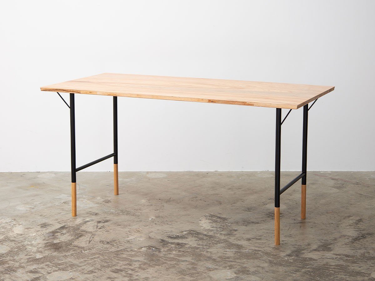 【ボーダレス/BORDERLESS / GOODS】のtwig / トウィッグ デスク(ラワン天板) 人気、トレンドファッション・服の通販 founy(ファニー) 　送料無料　Free Shipping　シンプル　Simple, Minimal　テーブル　Table, Dining Table　デスク　Desk, Work Desk　フォルム　Silhouette, Form　フレーム　Frame, Outline　ホーム・キャンプ・アウトドア・お取り寄せ　Home Living / Home & Lifestyle / Camping Gear / Outdoor Camping　家具・インテリア　Home Furniture & Interior. Stylish & Functional Living Spaces　テーブル　Dining, Coffee & Side Tables　ダイニングテーブル・食卓テーブル　Dining Tables　 other-1|ID: prp329100004896879 ipo3291000000036615804