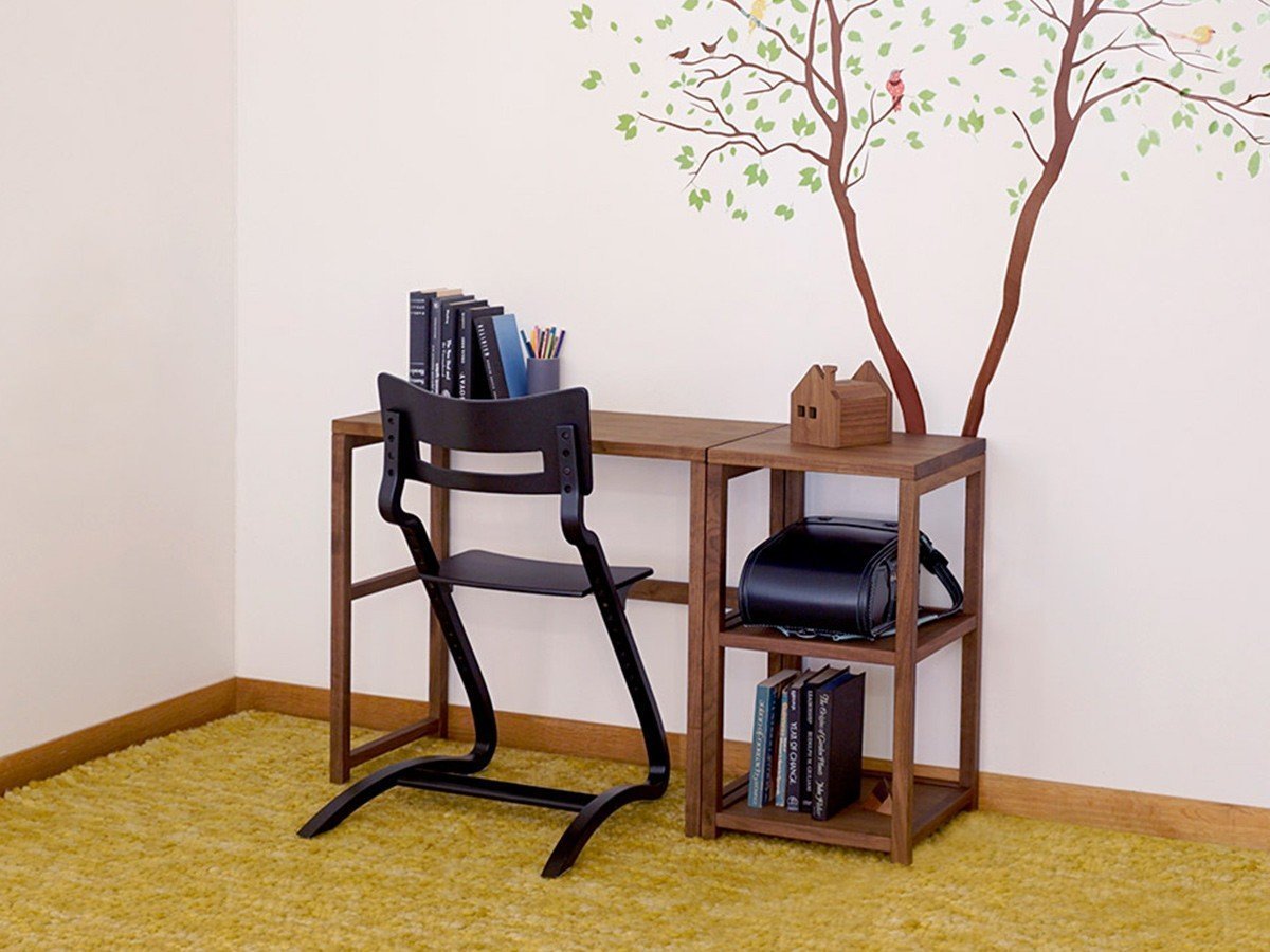 【マスターウォール/MASTERWAL / GOODS】のKAKTAS DESK / カクタス デスク インテリア・キッズ・メンズ・レディースファッション・服の通販 founy(ファニー) 　送料無料　Free Shipping　おすすめ　Recommended / Our Picks　コンパクト　Compact, Small Size　シンプル　Simple, Minimal　デスク　Desk, Work Desk　モダン　Modern, Contemporary　ワーク　Workwear, Utility Style　ホーム・キャンプ・アウトドア・お取り寄せ　Home Living / Home & Lifestyle / Camping Gear / Outdoor Camping　家具・インテリア　Home Furniture & Interior. Stylish & Functional Living Spaces　その他 インテリア雑貨、家具　Home Decor & Furniture Extras　同シリーズの「シェルフ 2段 幅40cm(木棚)」と組み合わせたイメージ|ID: prp329100004896898 ipo3291000000036616465