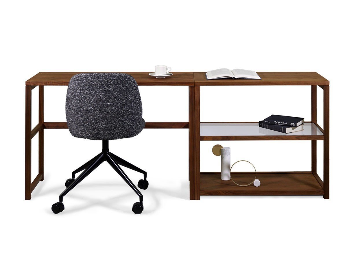 【マスターウォール/MASTERWAL / GOODS】のKAKTAS DESK / カクタス デスク インテリア・キッズ・メンズ・レディースファッション・服の通販 founy(ファニー) 　送料無料　Free Shipping　おすすめ　Recommended / Our Picks　コンパクト　Compact, Small Size　シンプル　Simple, Minimal　デスク　Desk, Work Desk　モダン　Modern, Contemporary　ワーク　Workwear, Utility Style　ホーム・キャンプ・アウトドア・お取り寄せ　Home Living / Home & Lifestyle / Camping Gear / Outdoor Camping　家具・インテリア　Home Furniture & Interior. Stylish & Functional Living Spaces　その他 インテリア雑貨、家具　Home Decor & Furniture Extras　同シリーズの「シェルフ 2段 幅80cm(ガラス棚)」と組み合わせたイメージ|ID: prp329100004896898 ipo3291000000036616466