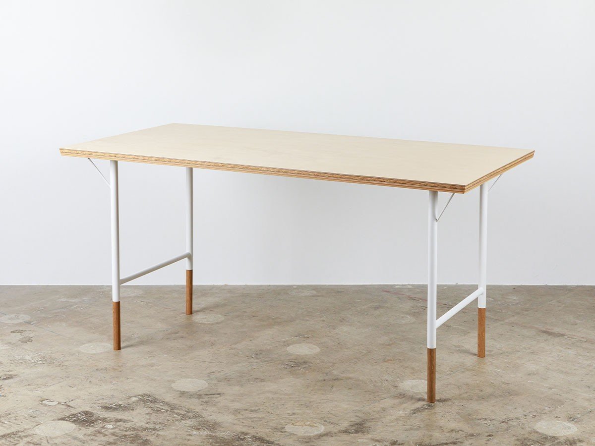 【ボーダレス/BORDERLESS / GOODS】のtwig / トウィッグ デスク(フィンランドバーチ天板) インテリア・キッズ・メンズ・レディースファッション・服の通販 founy(ファニー) ウッド Wooden Design キャンバス Canvas, Canvas Fabric テーブル Table, Dining Table デスク Desk, Work Desk フォルム Silhouette, Form フレーム Frame, Outline ローズ Rose, Rose Motif 送料無料 Free Shipping ホーム・キャンプ・アウトドア・お取り寄せ Home Living / Home & Lifestyle / Camping Gear / Outdoor Camping 家具・インテリア Home Furniture & Interior. Stylish & Functional Living Spaces テーブル Dining, Coffee & Side Tables ダイニングテーブル・食卓テーブル Dining Tables サイズ:幅140 × 奥行70cm、脚部ホワイト、オプションレッグ:不要|ID: prp329100004896964 ipo3291000000036618095