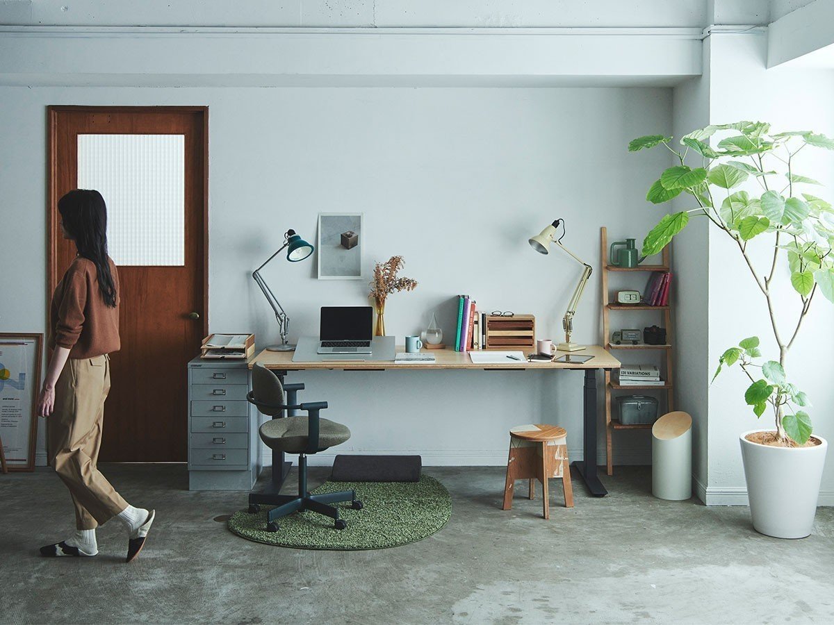 【ボーダレス/BORDERLESS / GOODS】のFeEL / フィール 電動昇降デスク(バッカー天板) インテリア・キッズ・メンズ・レディースファッション・服の通販 founy(ファニー) 　ウッド　Wooden Design　テーブル　Table, Dining Table　デスク　Desk, Work Desk　バランス　Balance, Style Balance　ローズ　Rose, Rose Motif　送料無料　Free Shipping　ビジネス 仕事 通勤　Business / Work / Commuting　ホーム・キャンプ・アウトドア・お取り寄せ　Home Living / Home & Lifestyle / Camping Gear / Outdoor Camping　家具・インテリア　Home Furniture & Interior. Stylish & Functional Living Spaces　その他 インテリア雑貨、家具　Home Decor & Furniture Extras　参考イメージ|ID: prp329100004897012 ipo3291000000036619571