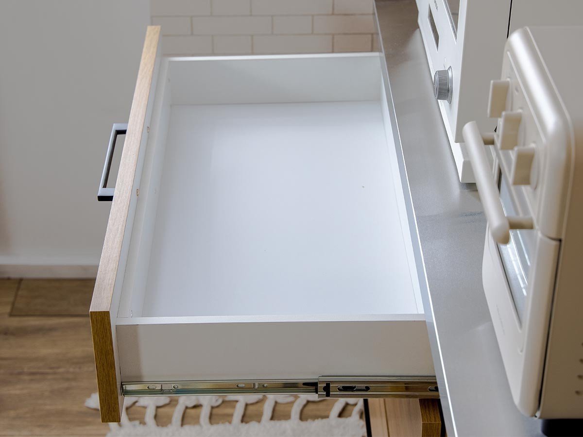 【ノラ/nora / GOODS】のLINDT DINING BOARD / リンツ ダイニングボード 幅60cm インテリア・キッズ・メンズ・レディースファッション・服の通販 founy(ファニー) シンプル Simple, Minimal マグネット Magnet, Magnetic Closure ホーム・キャンプ・アウトドア・お取り寄せ Home Living / Home & Lifestyle / Camping Gear / Outdoor Camping キッチン・ダイニング Kitchen & Dining Essentials. Stylish & Functional Tableware キッチン収納 Kitchen Storage キッチン収納・食器棚・レンジ台 Kitchen Cabinet ホーム・キャンプ・アウトドア・お取り寄せ Home Living / Home & Lifestyle / Camping Gear / Outdoor Camping キッチン・ダイニング Kitchen & Dining Essentials. Stylish & Functional Tableware キッチン家電・キッチン用品 Kitchen Appliances & Tools マグカップ・カップ&ソーサー・陶器食器 Mugs / Cups and Saucers / Ceramic Drinkware 参考イメージ|ID: prp329100004897070 ipo3291000000036622035