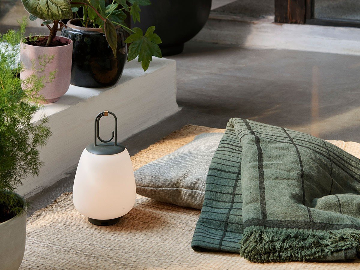 【アンドトラディション/&Tradition / GOODS】のLucca SC51 / ルッカ ポータブル SC51 インテリア・キッズ・メンズ・レディースファッション・服の通販 founy(ファニー) 　送料無料　Free Shipping　エレガント 上品　Elegant　ガラス　Glass, Glassware　テーブル　Table, Dining Table　ホーム・キャンプ・アウトドア・お取り寄せ　Home Living / Home & Lifestyle / Camping Gear / Outdoor Camping　家具・インテリア　Home Furniture & Interior. Stylish & Functional Living Spaces　ライト・照明　Lamps & Lighting Fixtures　モス|ID: prp329100004897125 ipo3291000000036623227