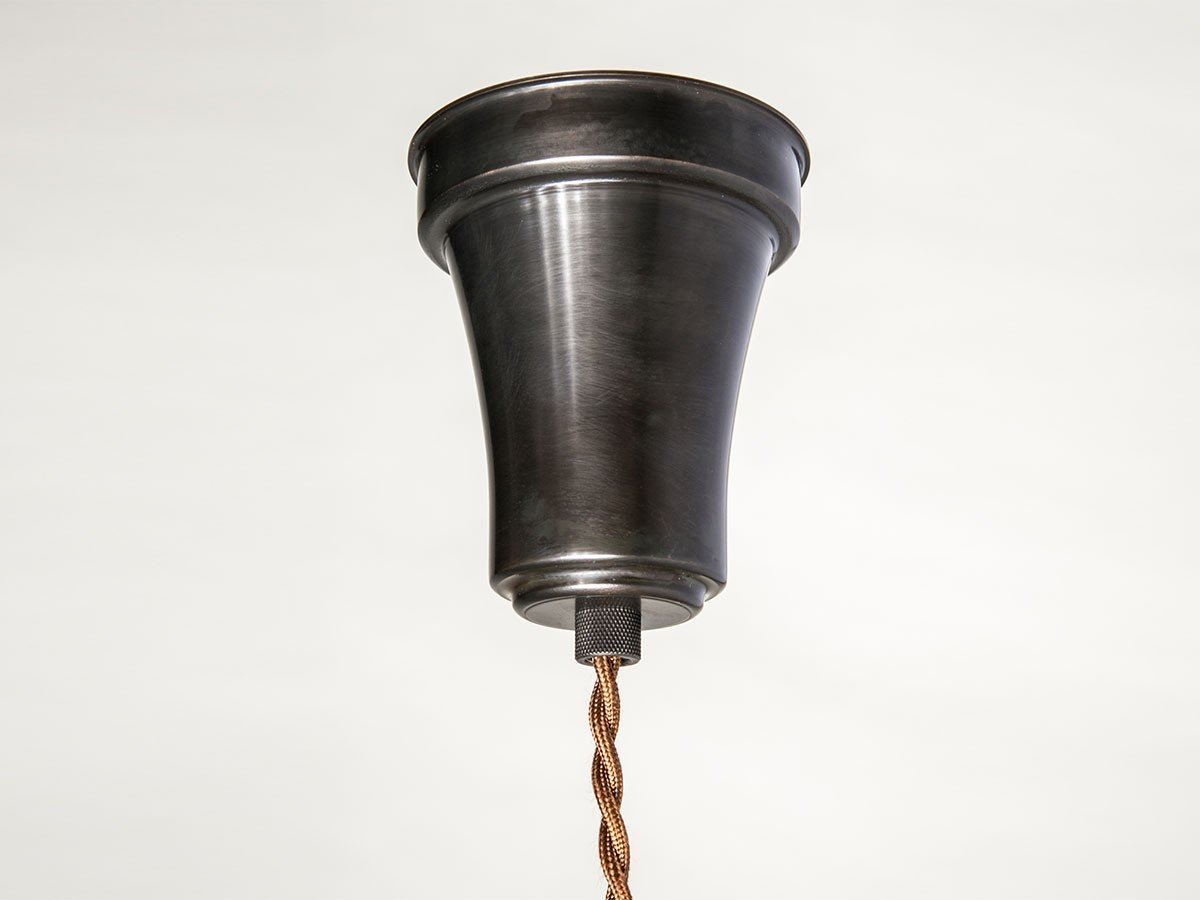 【フライミー ブラン/FLYMEe Blanc / GOODS】のPendant Light / ペンダントライト #121208 インテリア・キッズ・メンズ・レディースファッション・服の通販 founy(ファニー) 送料無料 Free Shipping ガラス Glass, Glassware コンパクト Compact, Small Size フォルム Silhouette, Form ホーム・キャンプ・アウトドア・お取り寄せ Home Living / Home & Lifestyle / Camping Gear / Outdoor Camping 家具・インテリア Home Furniture & Interior. Stylish & Functional Living Spaces ライト・照明 Lamps & Lighting Fixtures ペンダントライト・吊り下げ照明 Pendant Light / Hanging Light Fixture 真鍮黒染、天井取付け仕様:引掛シーリング仕様|ID: prp329100004897192 ipo3291000000036624577