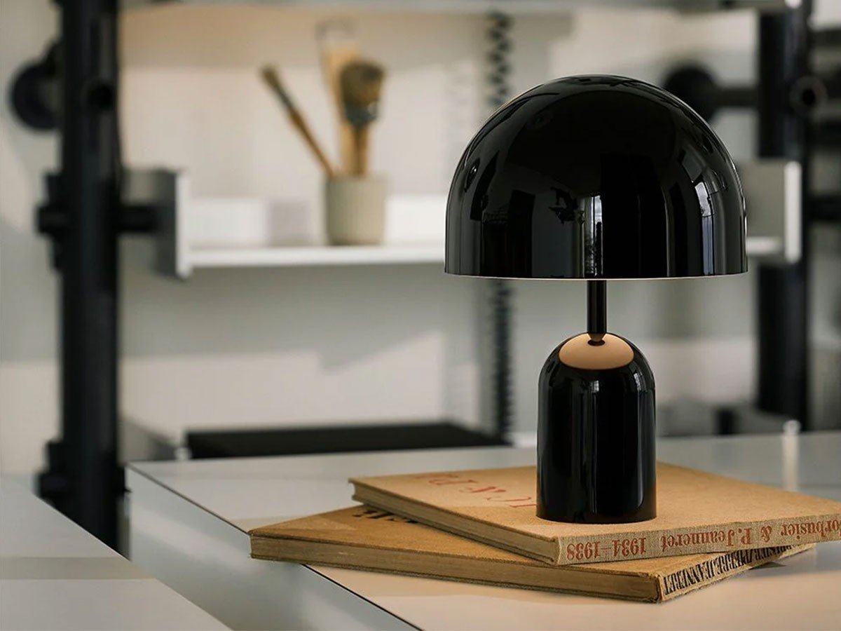 【トム ディクソン/Tom Dixon / GOODS】のBell Table LED / ベル テーブルライト 内蔵LED インテリア・キッズ・メンズ・レディースファッション・服の通販 founy(ファニー) 　送料無料　Free Shipping　コレクション　Collection, Seasonal Line　テーブル　Table, Dining Table　ホーム・キャンプ・アウトドア・お取り寄せ　Home Living / Home & Lifestyle / Camping Gear / Outdoor Camping　家具・インテリア　Home Furniture & Interior. Stylish & Functional Living Spaces　ライト・照明　Lamps & Lighting Fixtures　デスクライト・卓上照明　Desk Lamp / Table Lamp / Study Light　本商品はコンセント仕様です。|ID: prp329100004897219 ipo3291000000036624929