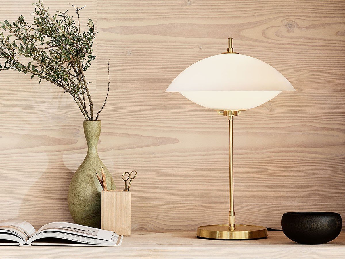 【フリッツ ハンセン/FRITZ HANSEN / GOODS】のCLAM / クラム テーブルランプ インテリア・キッズ・メンズ・レディースファッション・服の通販 founy(ファニー) 　ガラス　Glass, Glassware　テーブル　Table, Dining Table　フォルム　Silhouette, Form　モチーフ　Motif, Design Theme　送料無料　Free Shipping　ホーム・キャンプ・アウトドア・お取り寄せ　Home Living / Home & Lifestyle / Camping Gear / Outdoor Camping　家具・インテリア　Home Furniture & Interior. Stylish & Functional Living Spaces　ライト・照明　Lamps & Lighting Fixtures　-|ID: prp329100004897449 ipo3291000000036628213