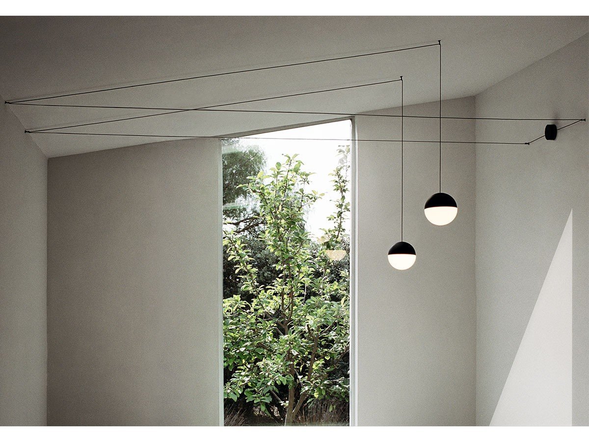 【フロス/FLOS / GOODS】のSTRING LIGHT SPHERE HEAD / ストリングライト スフィアヘッド インテリア・キッズ・メンズ・レディースファッション・服の通販 founy(ファニー) 　送料無料　Free Shipping　シンプル　Simple, Minimal　ストリング　String, Drawstring　フォルム　Silhouette, Form　ロンドン　London Style, British Inspired　ホーム・キャンプ・アウトドア・お取り寄せ　Home Living / Home & Lifestyle / Camping Gear / Outdoor Camping　家具・インテリア　Home Furniture & Interior. Stylish & Functional Living Spaces　ライト・照明　Lamps & Lighting Fixtures　ペンダントライト・吊り下げ照明　Pendant Light / Hanging Light Fixture　電源仕様:ウォールロゼ / 壁面仕様(要電気工事)|ID: prp329100004897466 ipo3291000000036628456