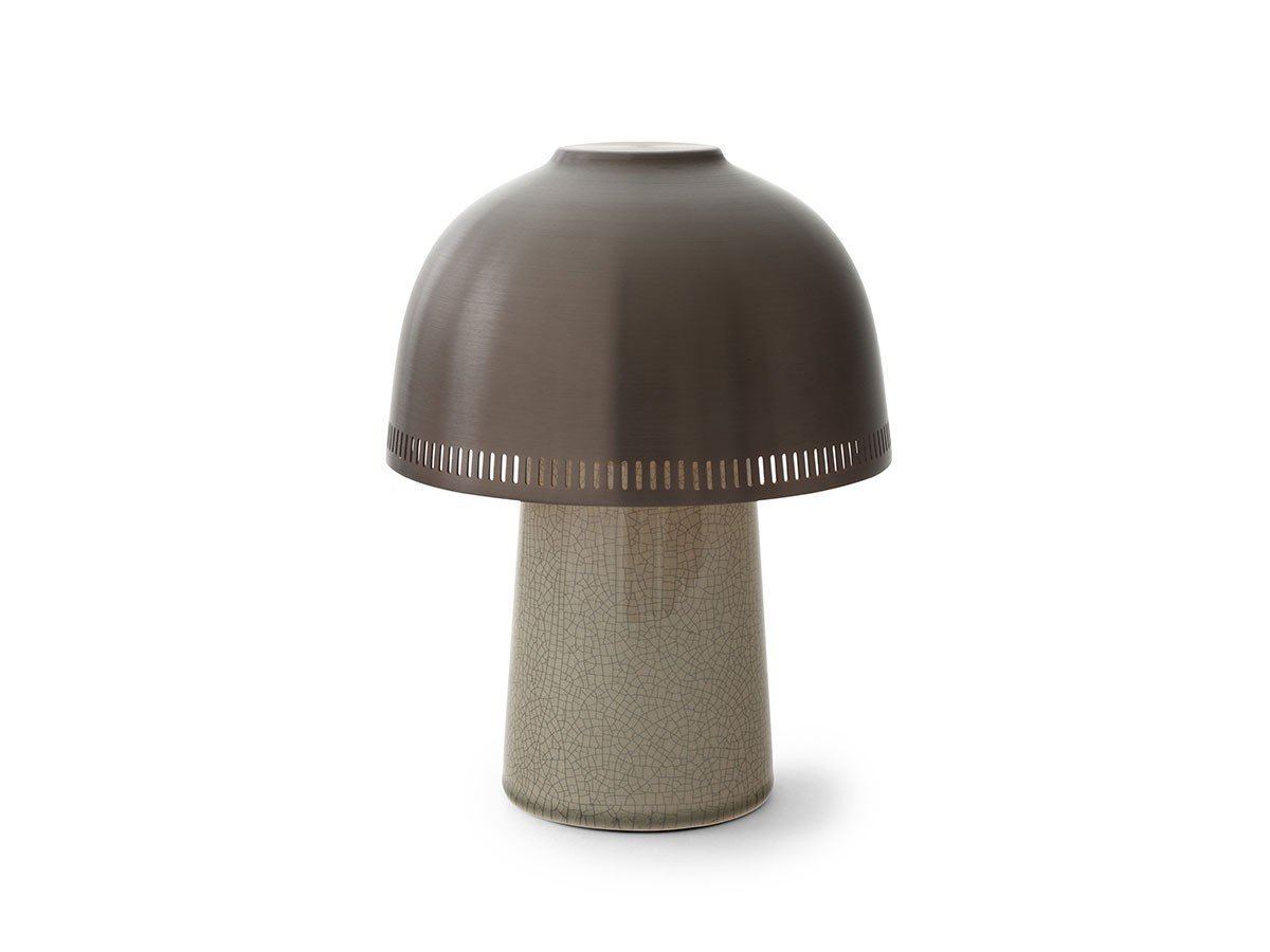 【アンドトラディション/&Tradition / GOODS】のRaku Portable SH8 / ラク ポータブル SH8 インテリア・キッズ・メンズ・レディースファッション・服の通販 founy(ファニー) 　送料無料　Free Shipping　コンパクト　Compact, Small Size　テーブル　Table, Dining Table　ハンド　Hand, Handmade　ホーム・キャンプ・アウトドア・お取り寄せ　Home Living / Home & Lifestyle / Camping Gear / Outdoor Camping　家具・インテリア　Home Furniture & Interior. Stylish & Functional Living Spaces　ライト・照明　Lamps & Lighting Fixtures　ベージュグレイ & ブロンズ|ID: prp329100004897474 ipo3291000000036628588