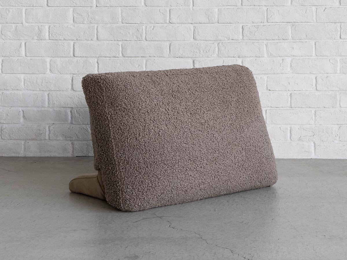 【オアシス/OASIS / GOODS】のGLOW SOFA / グロー ソファ 3人掛けベース + 背クッション2点 インテリア・キッズ・メンズ・レディースファッション・服の通販 founy(ファニー) 　クッション　Cushion, Throw Pillow　バランス　Balance, Style Balance　フラット　Flat, Flat Shoes　モコモコ　Fuzzy, Fluffy　モダン　Modern, Contemporary　ホーム・キャンプ・アウトドア・お取り寄せ　Home Living / Home & Lifestyle / Camping Gear / Outdoor Camping　家具・インテリア　Home Furniture & Interior. Stylish & Functional Living Spaces　ソファー　Couches & Sofas　背クッション張地:GL ベージュ(ブークレ)|ID: prp329100004897745 ipo3291000000036632844