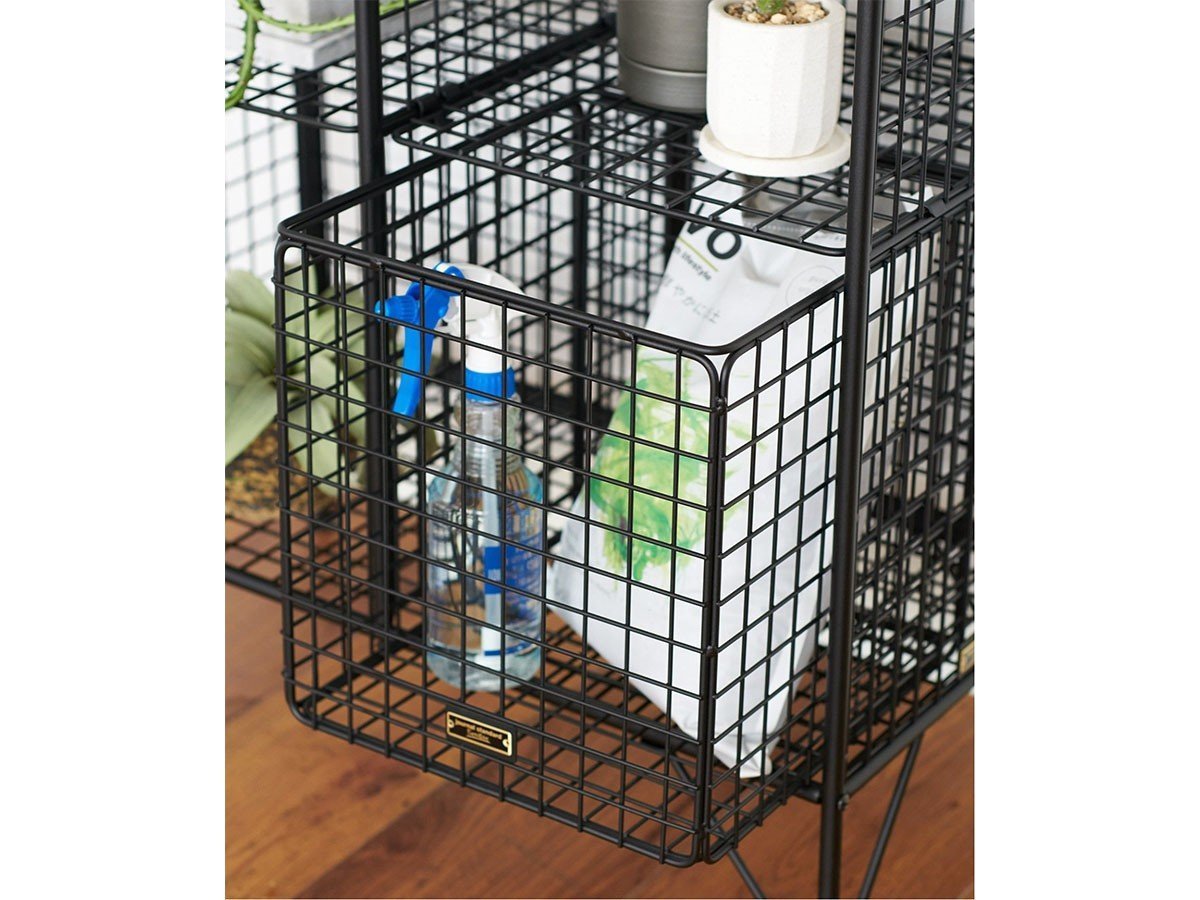 【ジャーナルスタンダード ファニチャー/journal standard Furniture / GOODS】のPAXTON MESH RACK 9 GRID / パクストン メッシュラック 9グリッド インテリア・キッズ・メンズ・レディースファッション・服の通販 founy(ファニー) 　ジャケット　Jacket, Outerwear　ボックス　Boxy, Box Shape　メッシュ　Mesh, Net Fabric　モダン　Modern, Contemporary　ヴィンテージ　Vintage Style　ホーム・キャンプ・アウトドア・お取り寄せ　Home Living / Home & Lifestyle / Camping Gear / Outdoor Camping　家具・インテリア　Home Furniture & Interior. Stylish & Functional Living Spaces　収納家具・キャビネット　Storage Furniture　シェルフ・オープンラック・収納棚　Open Shelf Rack　別売りの「メッシュボックス」を引出しとしてお使いいただけます。|ID: prp329100004898041 ipo3291000000036637483