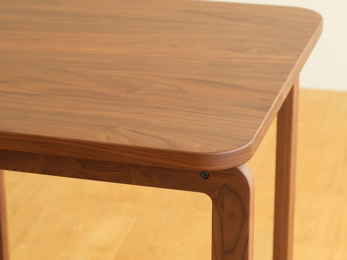 【フライミー ヴェール/FLYMEe vert / GOODS】のCOCCO DINING TABLE / コッコ ダイニングテーブル 126 インテリア・キッズ・メンズ・レディースファッション・服の通販 founy(ファニー) 　送料無料　Free Shipping　オイル　Body Oil　コンパクト　Compact, Small Size　テーブル　Table, Dining Table　ホーム・キャンプ・アウトドア・お取り寄せ　Home Living / Home & Lifestyle / Camping Gear / Outdoor Camping　家具・インテリア　Home Furniture & Interior. Stylish & Functional Living Spaces　テーブル　Dining, Coffee & Side Tables　ダイニングテーブル・食卓テーブル　Dining Tables　ウッド:ウォールナット|ID: prp329100004898381 ipo3291000000036645114