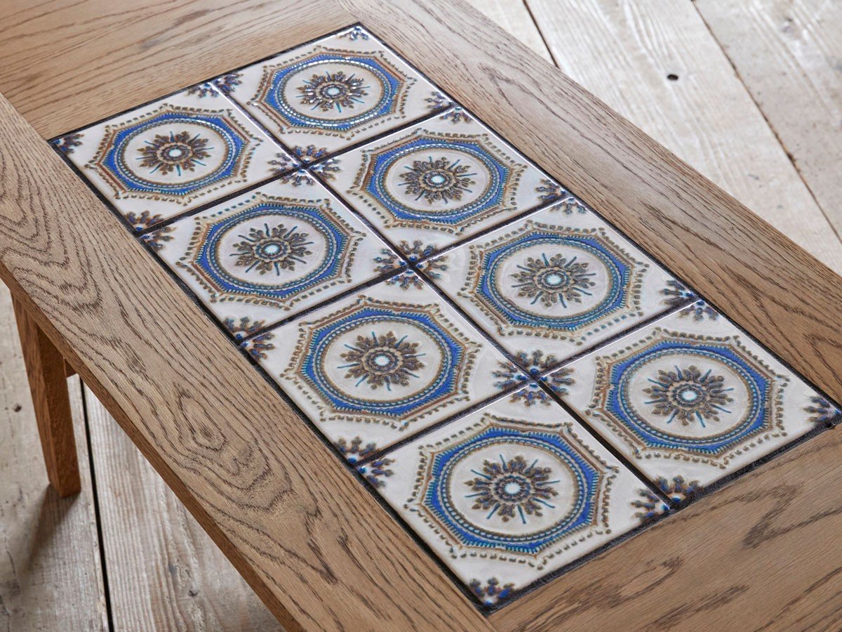 【スウィッチ/SWITCH / GOODS】のMajolica Tile Table / マジョリカ タイルテーブル インテリア・キッズ・メンズ・レディースファッション・服の通販 founy(ファニー) 　送料無料　Free Shipping　テーブル　Table, Dining Table　ホーム・キャンプ・アウトドア・お取り寄せ　Home Living / Home & Lifestyle / Camping Gear / Outdoor Camping　家具・インテリア　Home Furniture & Interior. Stylish & Functional Living Spaces　テーブル　Dining, Coffee & Side Tables　ローテーブル・センターテーブル　Coffee & Center Tables　タイル:ホワイト|ID: prp329100004898392 ipo3291000000036645335