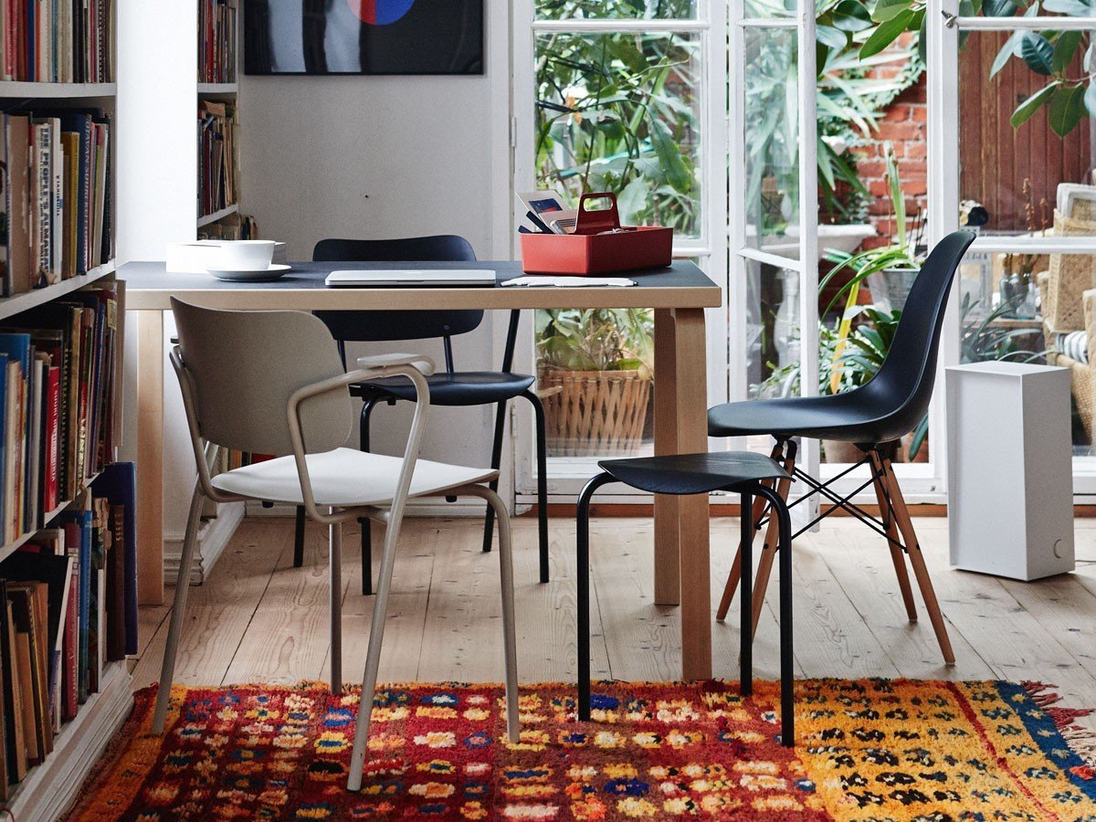 【アルテック/artek / GOODS】のTABLE 81C / 81C テーブル インテリア・キッズ・メンズ・レディースファッション・服の通販 founy(ファニー) 送料無料 Free Shipping コンパクト Compact, Small Size テーブル Table, Dining Table デスク Desk, Work Desk ワーク Workwear, Utility Style ホーム・キャンプ・アウトドア・お取り寄せ Home Living / Home & Lifestyle / Camping Gear / Outdoor Camping 家具・インテリア Home Furniture & Interior. Stylish & Functional Living Spaces テーブル Dining, Coffee & Side Tables ダイニングテーブル・食卓テーブル Dining Tables ホーム・キャンプ・アウトドア・お取り寄せ Home Living / Home & Lifestyle / Camping Gear / Outdoor Camping 家具・インテリア Home Furniture & Interior. Stylish & Functional Living Spaces テーブル Dining, Coffee & Side Tables カフェテーブル・丸型テーブル Cafe & Bistro Tables 参考イメージ|ID: prp329100004898447 ipo3291000000036646209