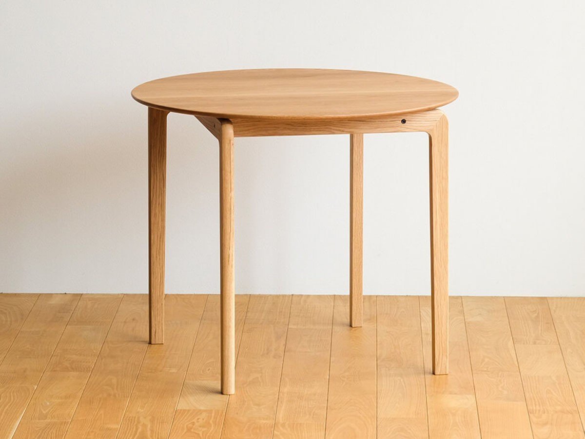【フライミー ヴェール/FLYMEe vert / GOODS】のLISCIO CIRCLE DINING TABLE / リッショ サークルダイニングテーブル 84 インテリア・キッズ・メンズ・レディースファッション・服の通販 founy(ファニー) 　送料無料　Free Shipping　オイル　Body Oil　テーブル　Table, Dining Table　ラウンド　Round, Round Neck　ホーム・キャンプ・アウトドア・お取り寄せ　Home Living / Home & Lifestyle / Camping Gear / Outdoor Camping　家具・インテリア　Home Furniture & Interior. Stylish & Functional Living Spaces　テーブル　Dining, Coffee & Side Tables　ダイニングテーブル・食卓テーブル　Dining Tables　ホーム・キャンプ・アウトドア・お取り寄せ　Home Living / Home & Lifestyle / Camping Gear / Outdoor Camping　家具・インテリア　Home Furniture & Interior. Stylish & Functional Living Spaces　テーブル　Dining, Coffee & Side Tables　カフェテーブル・丸型テーブル　Cafe & Bistro Tables　ウッド:オーク|ID: prp329100004898468 ipo3291000000036646469