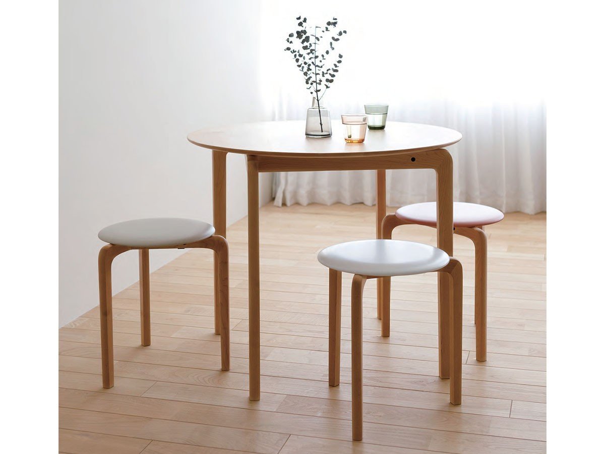 【フライミー ヴェール/FLYMEe vert / GOODS】のLISCIO CIRCLE DINING TABLE / リッショ サークルダイニングテーブル 84 インテリア・キッズ・メンズ・レディースファッション・服の通販 founy(ファニー) 　送料無料　Free Shipping　オイル　Body Oil　テーブル　Table, Dining Table　ラウンド　Round, Round Neck　ホーム・キャンプ・アウトドア・お取り寄せ　Home Living / Home & Lifestyle / Camping Gear / Outdoor Camping　家具・インテリア　Home Furniture & Interior. Stylish & Functional Living Spaces　テーブル　Dining, Coffee & Side Tables　ダイニングテーブル・食卓テーブル　Dining Tables　ホーム・キャンプ・アウトドア・お取り寄せ　Home Living / Home & Lifestyle / Camping Gear / Outdoor Camping　家具・インテリア　Home Furniture & Interior. Stylish & Functional Living Spaces　テーブル　Dining, Coffee & Side Tables　カフェテーブル・丸型テーブル　Cafe & Bistro Tables　ウッド:チェリー|ID: prp329100004898468 ipo3291000000036646472